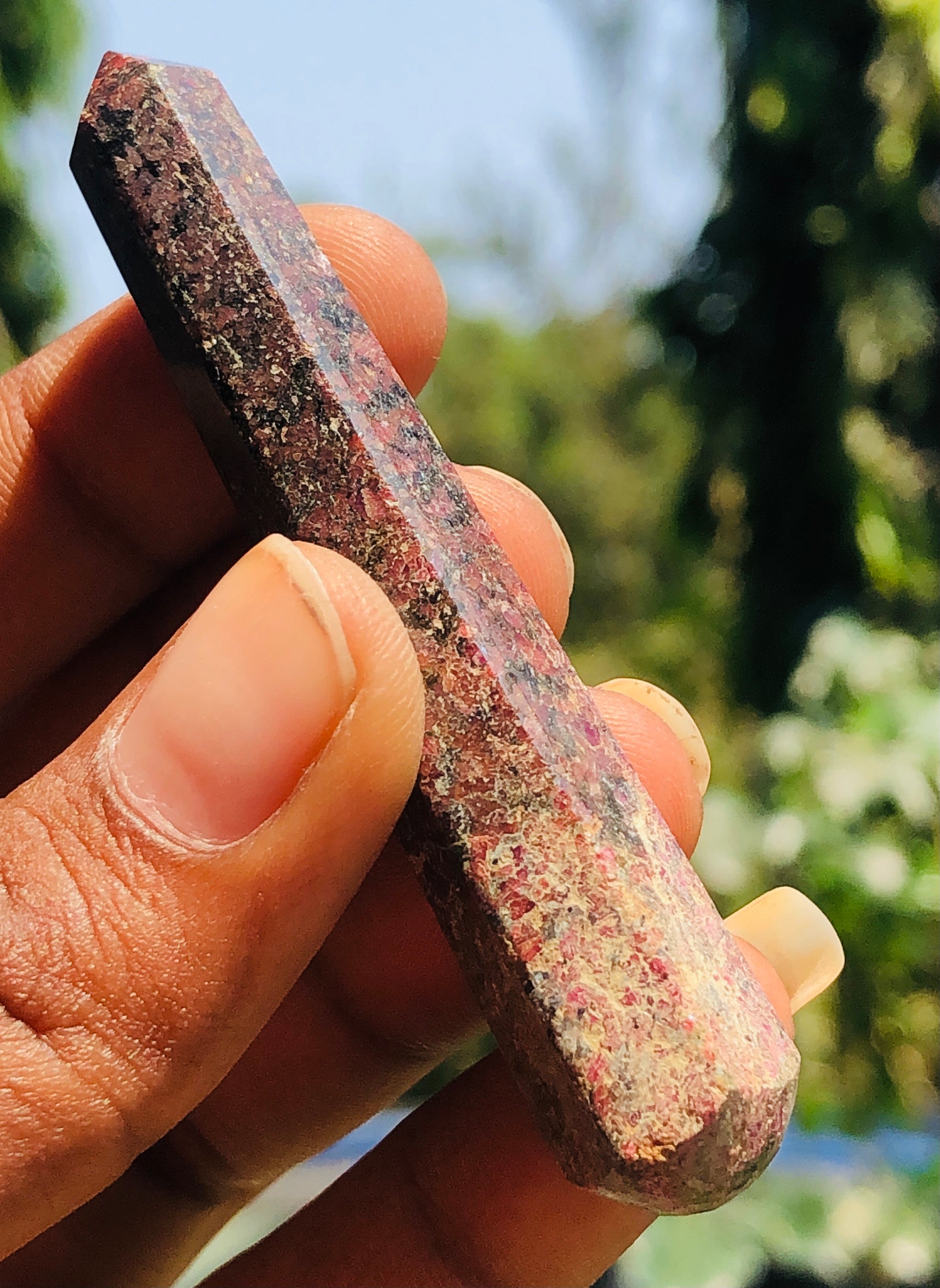 Gracious 102.00 Carats Genuine Ruby In Kyanite Crystal Gemstone Healing Point