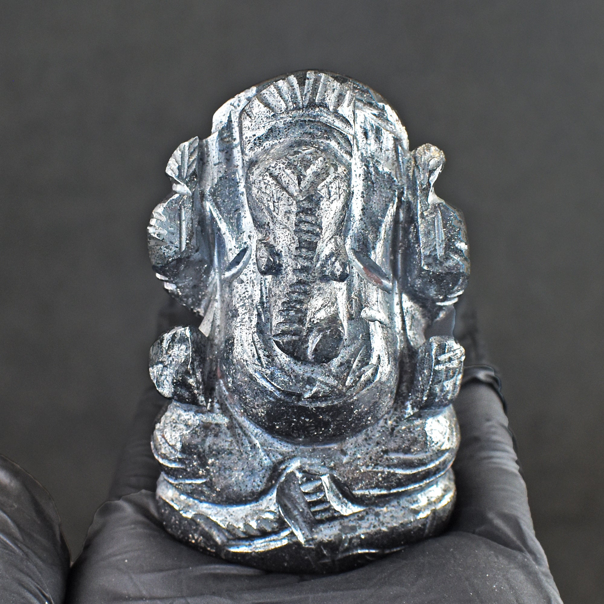 Artisian 1058.00 Carats Genuine Hematite Divine Hand Carved Crystal Gemstone Lord Ganesha Carving