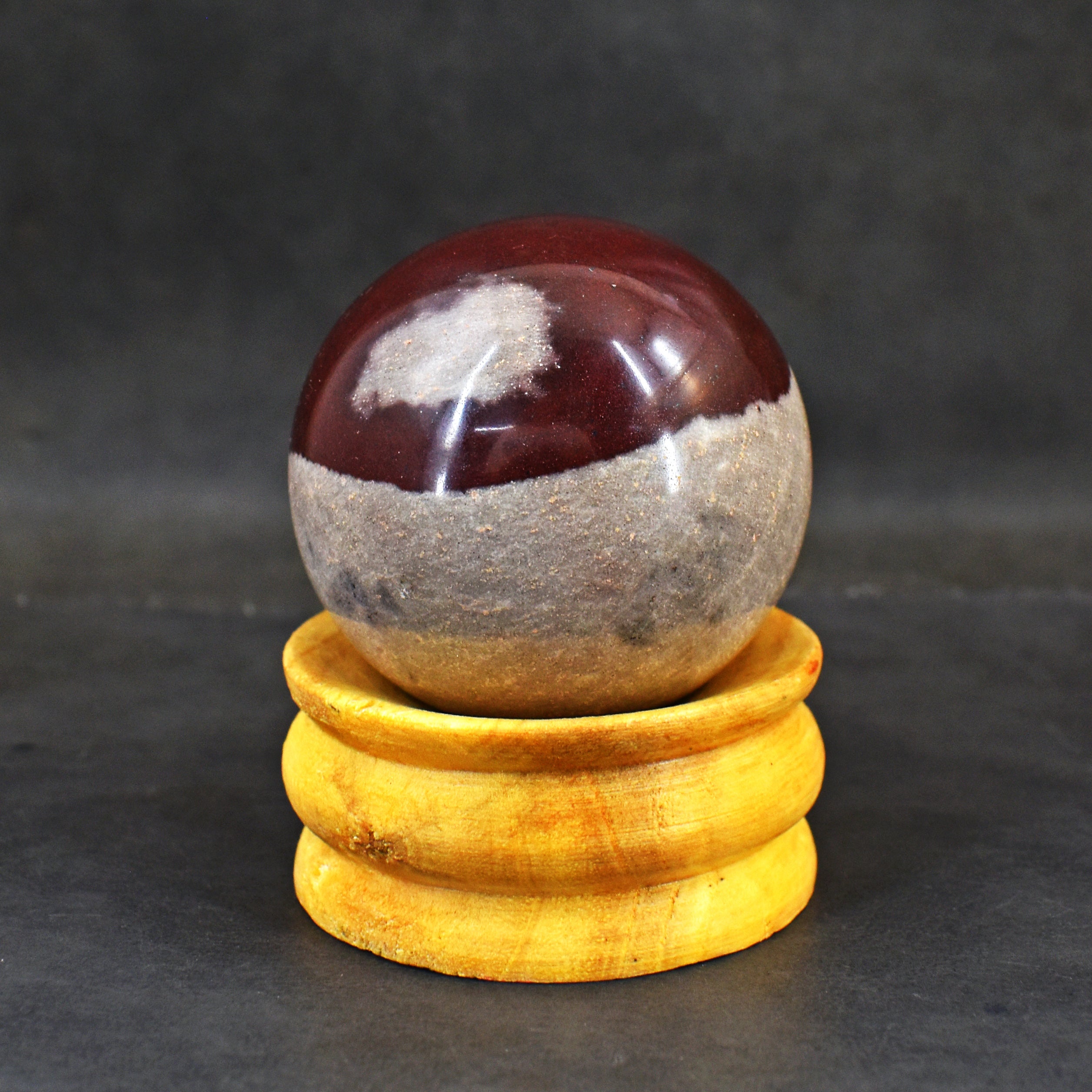 Graceful 1039.00 Cts Polygram Jasper Healing Ball