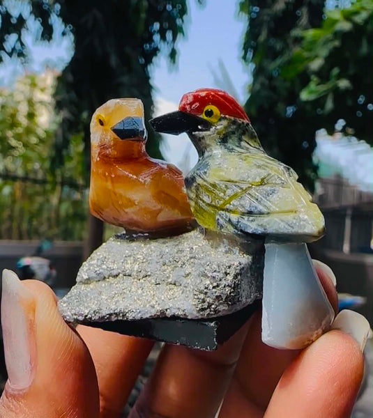 Sparkling 235.00 Cts Genuine Mini Fluorite & Serpentine Carved Love Bird 2026  Collection