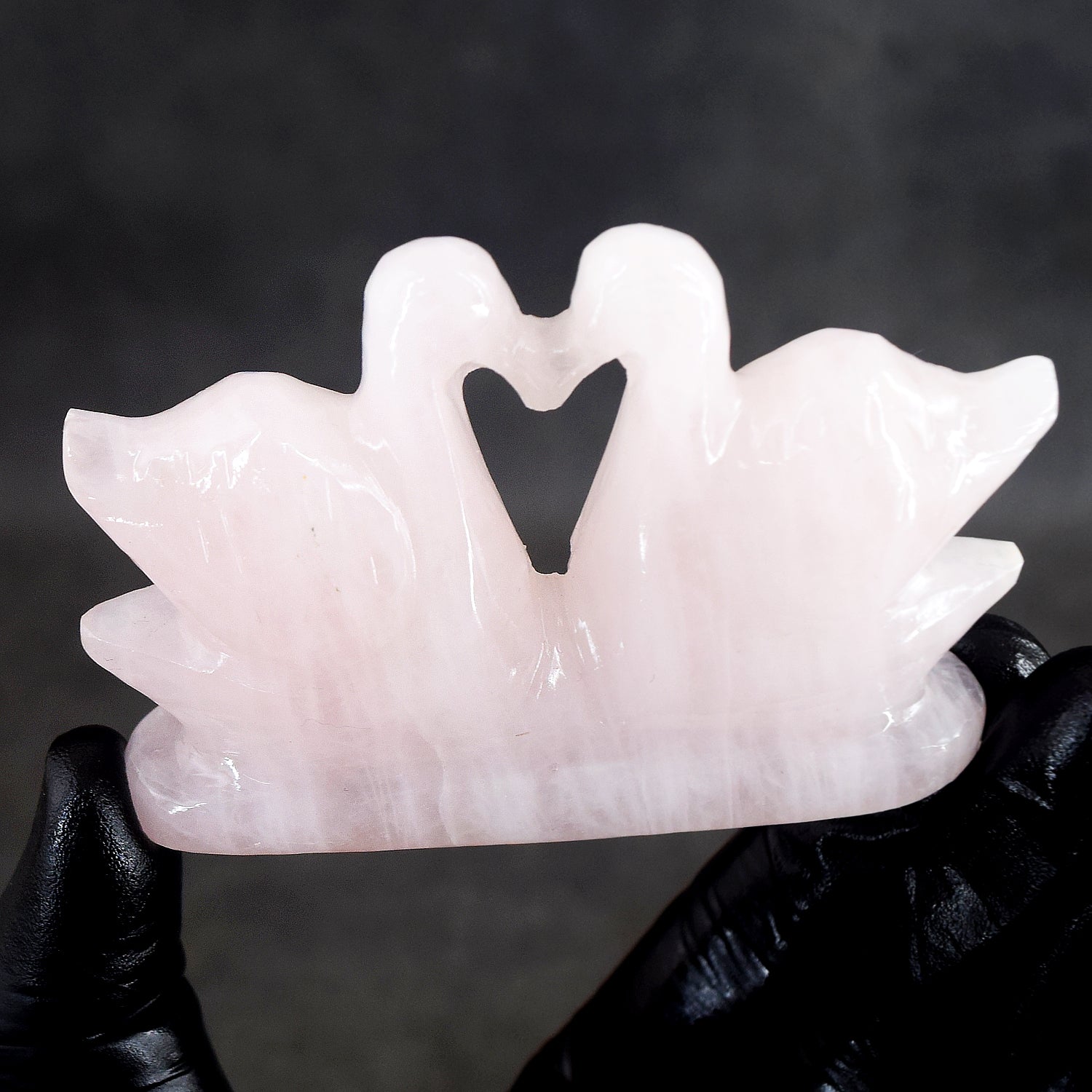 Natural 517.00 Cts Genuine Rose Quartz Hand Carved Premium Love Swan Pair