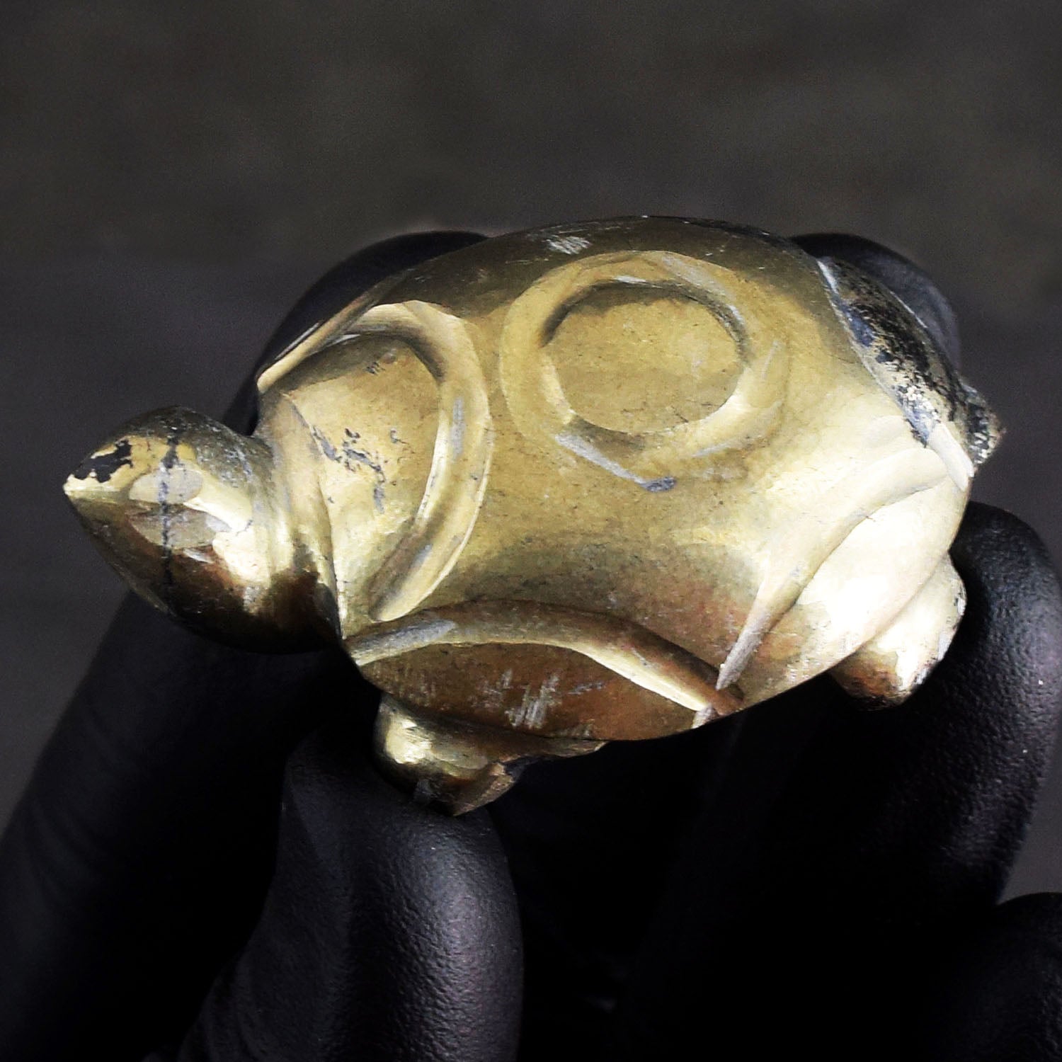Gracious 274.00 Cts Genuine Pyrite Gemstone Hand Carved Premium Turtle Crystal