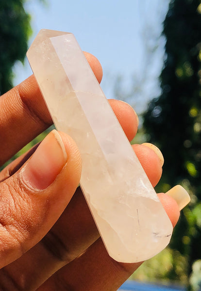 Fine 161.00 Carats Genuine White Quartz Crystal Gemstone Healing Point