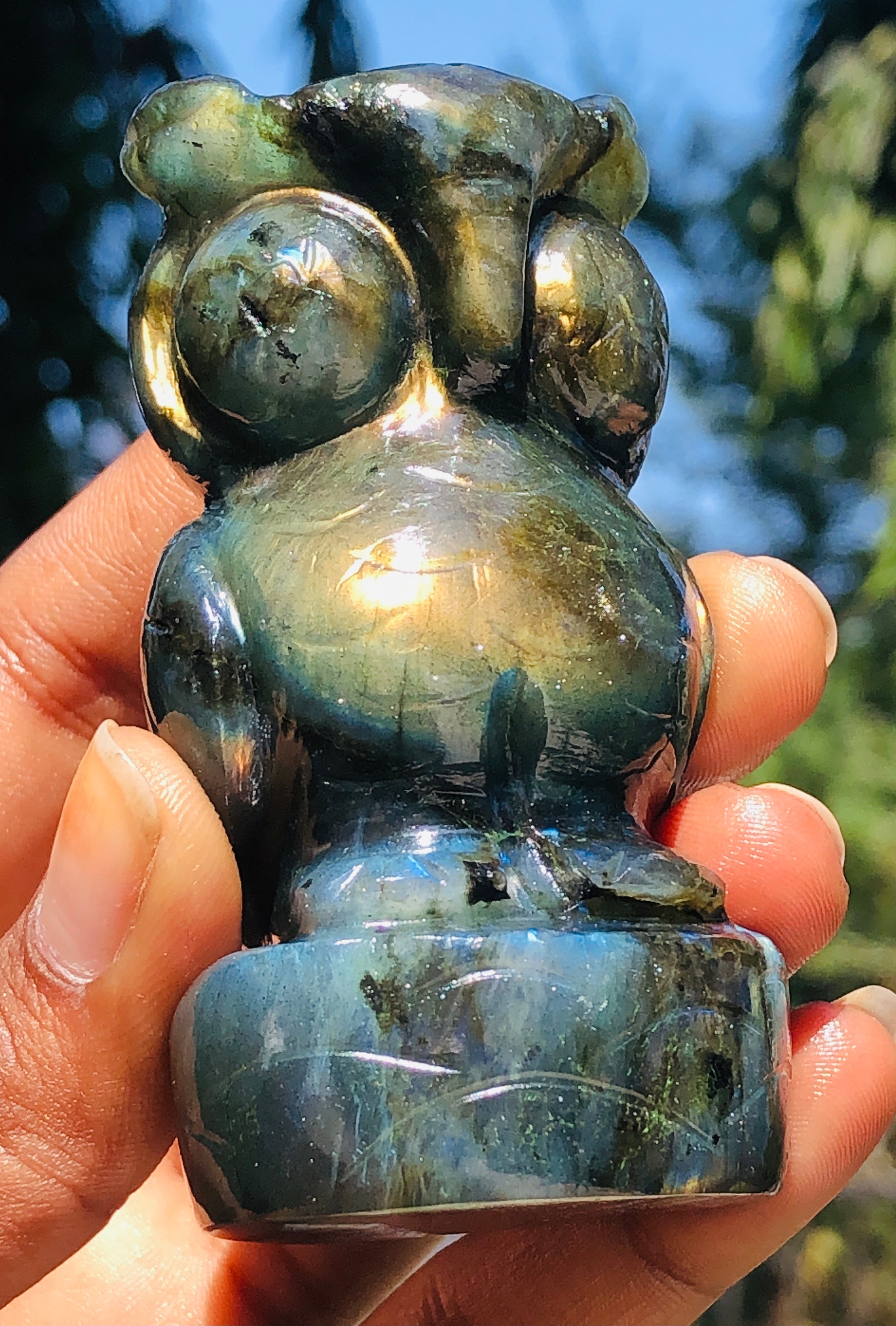 Awesome 778.00 Cts Genuine Flashy Labradorite Gemstone Hand Carved Premium Owl Crystal