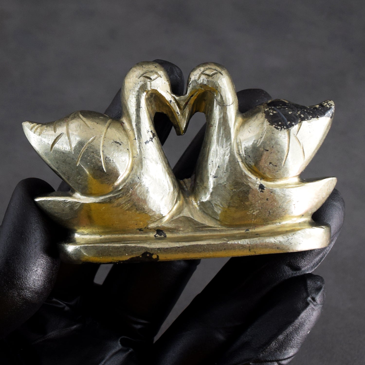 Precious 959.00 Cts Genuine Pyrite Carved Premium Love Swan Pair