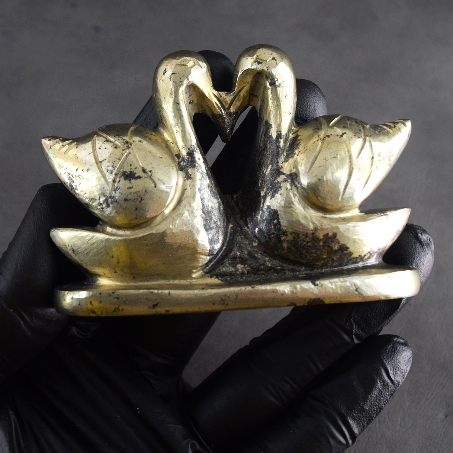Amazing 750.00 Cts Genuine Pyrite Premium Hand Carved Love Swan Pair