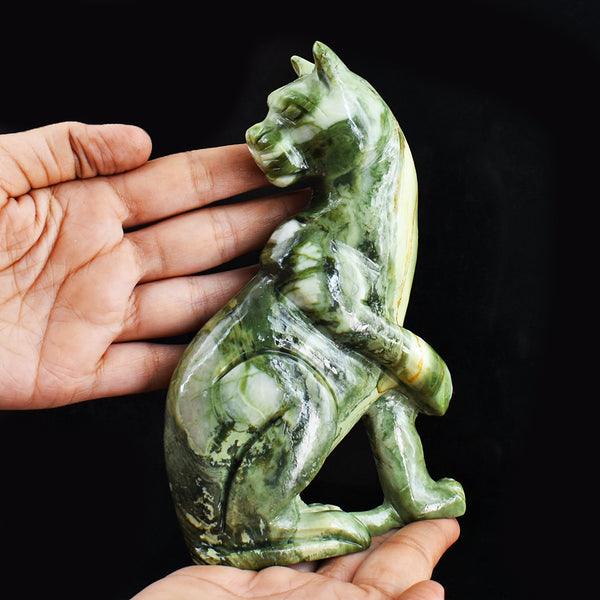 Gorgeous  3080.00 Carats  Genuine  Serpentine  Hand Carved Crystal  Gemstone  Cat Carving