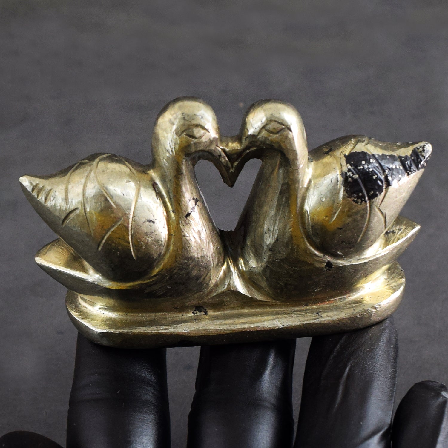 Precious 959.00 Cts Genuine Pyrite Carved Premium Love Swan Pair