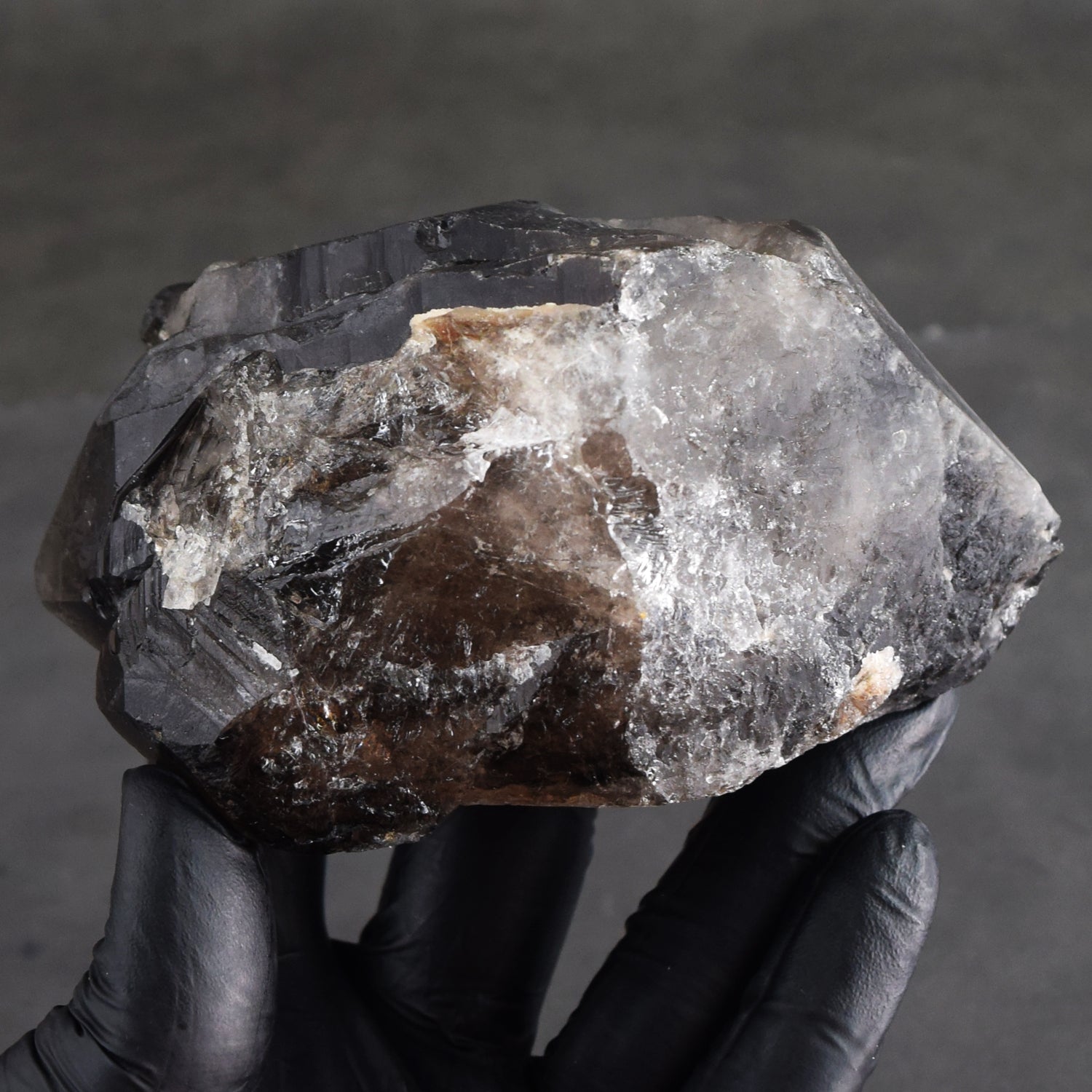 Artisian 3006.00 Cts Genuine Phantom Quartz Crystal Specimen Gemstone Cluster