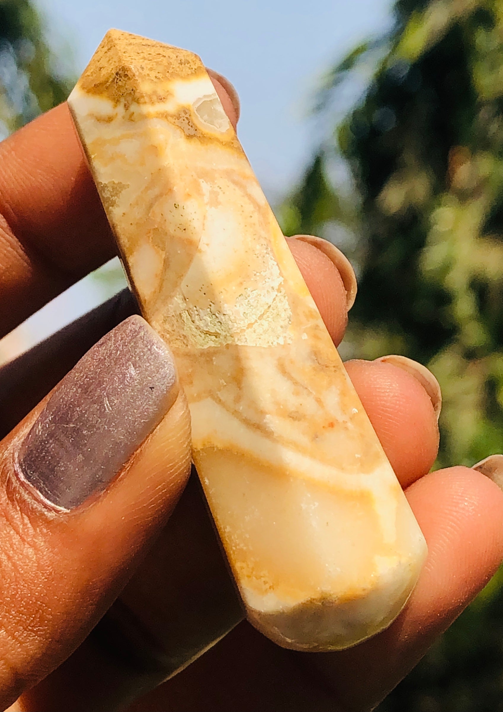 Amazing 121.00 Carats Genuine Cobra Jasper Hand Carved Crystal Gemstone Healing Point Carving