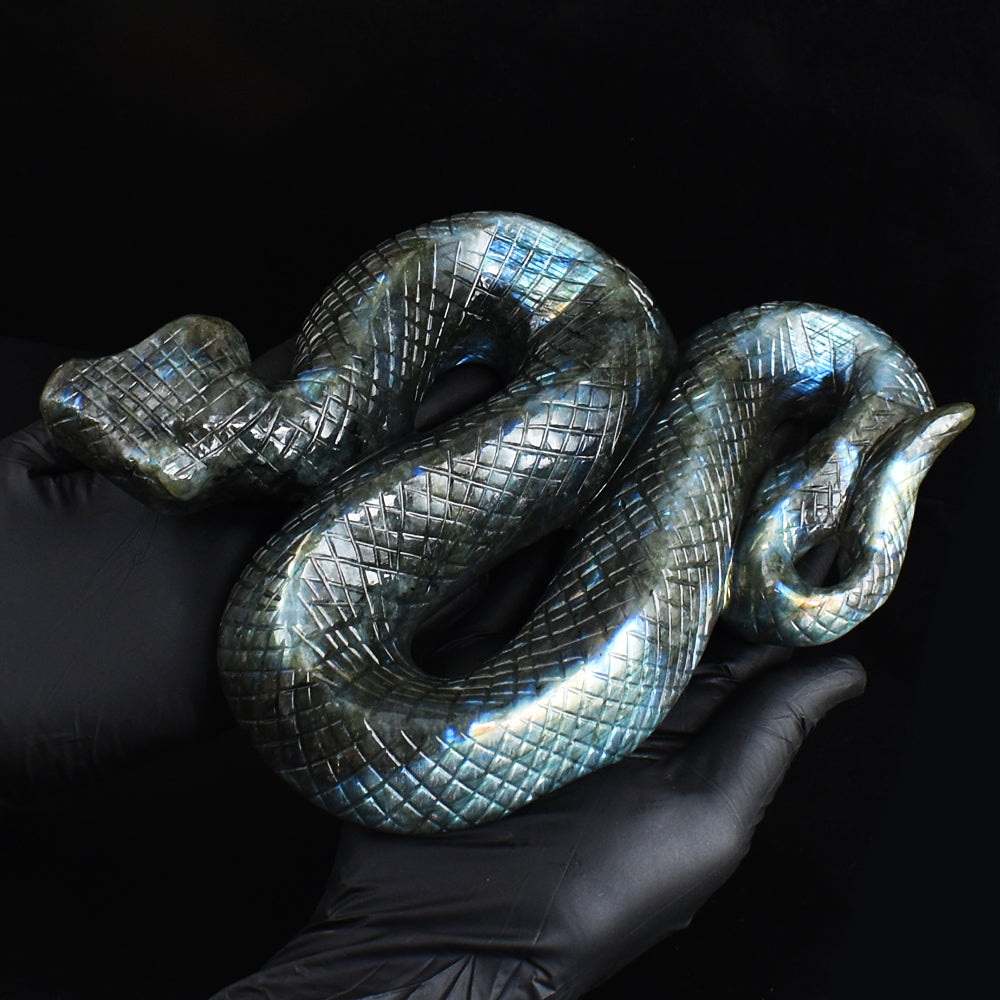 Exclusive 5586.00 Cts Genuine Blue Flash Labradorite Hand Carved Snake Gemstone Carving