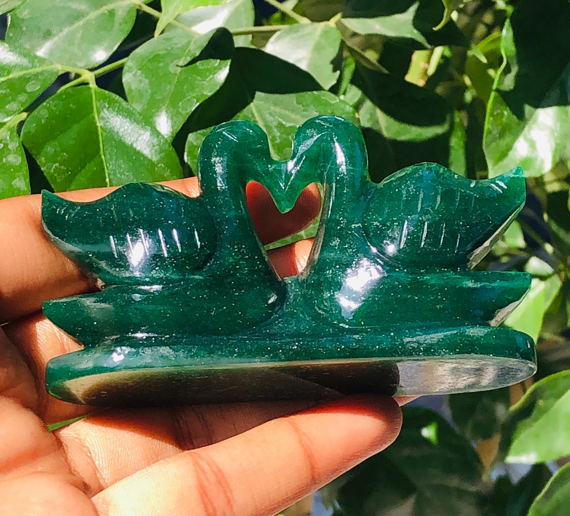 Gorgeous 579.00 Cts Genuine Green Jade Love Carved Premium Swan Pair