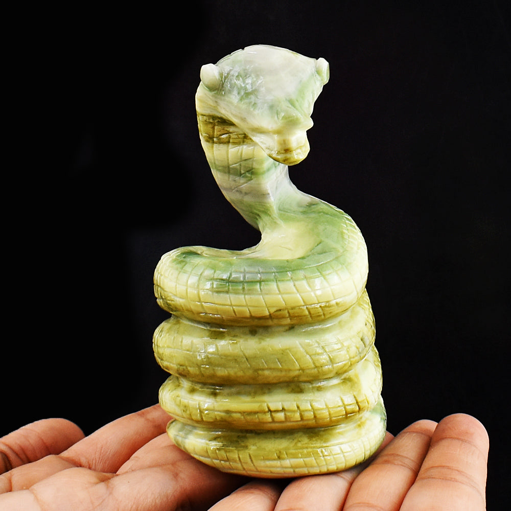 Stunning  2492.00 Cts Genuine Serpentine Hand Carved Crystal Gemstone Cobra Carving