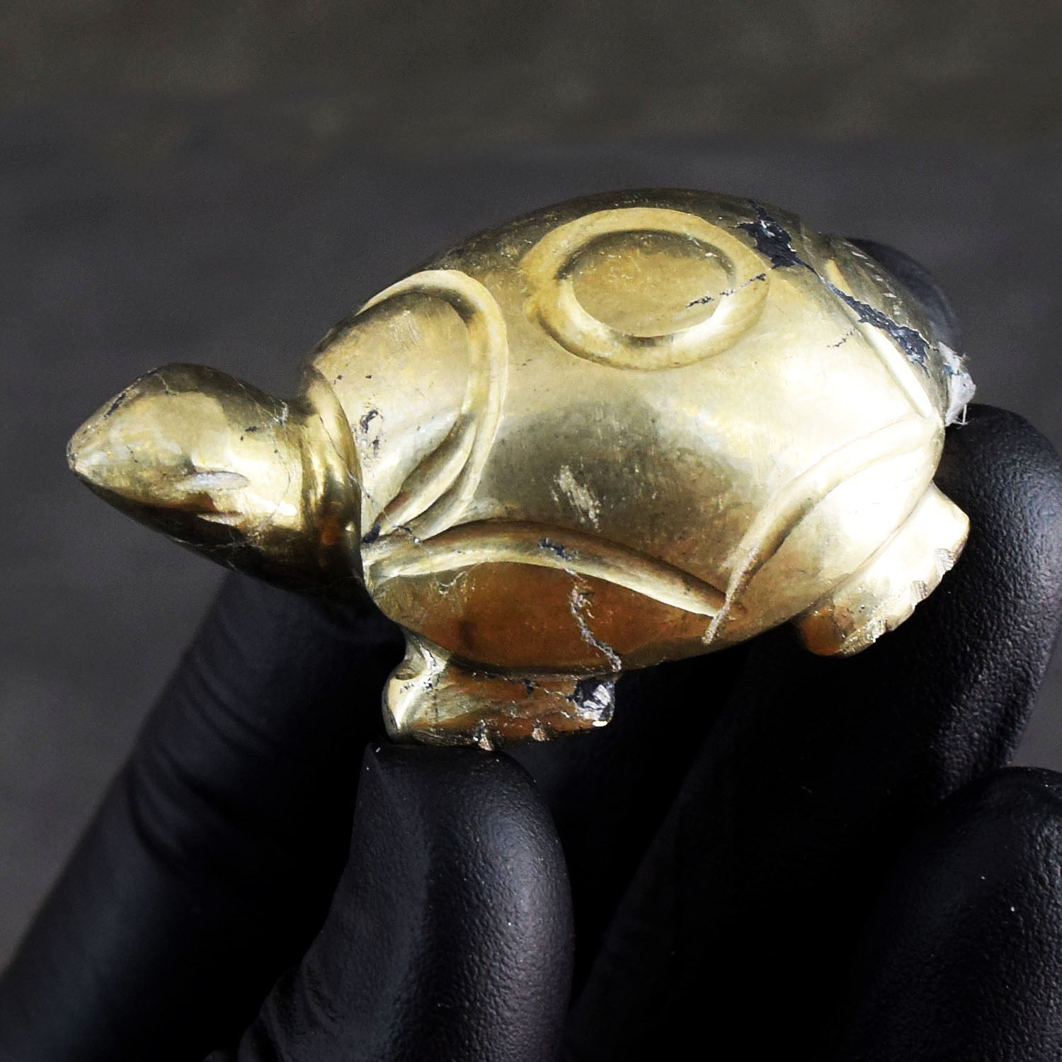 Pleasing 322.00 Cts Genuine Pyrite Gemstone Hand Carved Premium Turtle Crystal