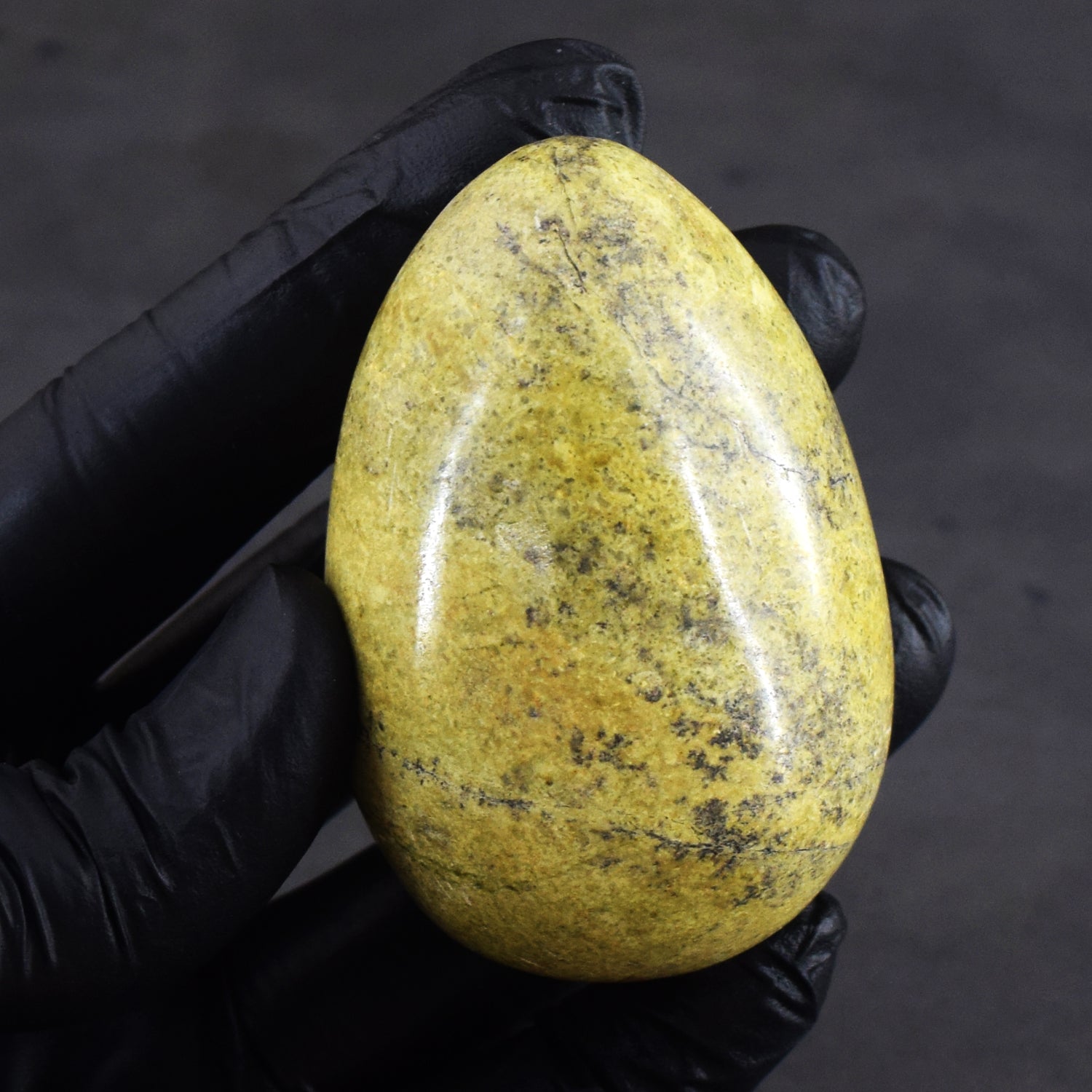 Gorgeous Ever 847.00 Cts Genuine Blood Green Unakite Healing Premium Egg Crystal