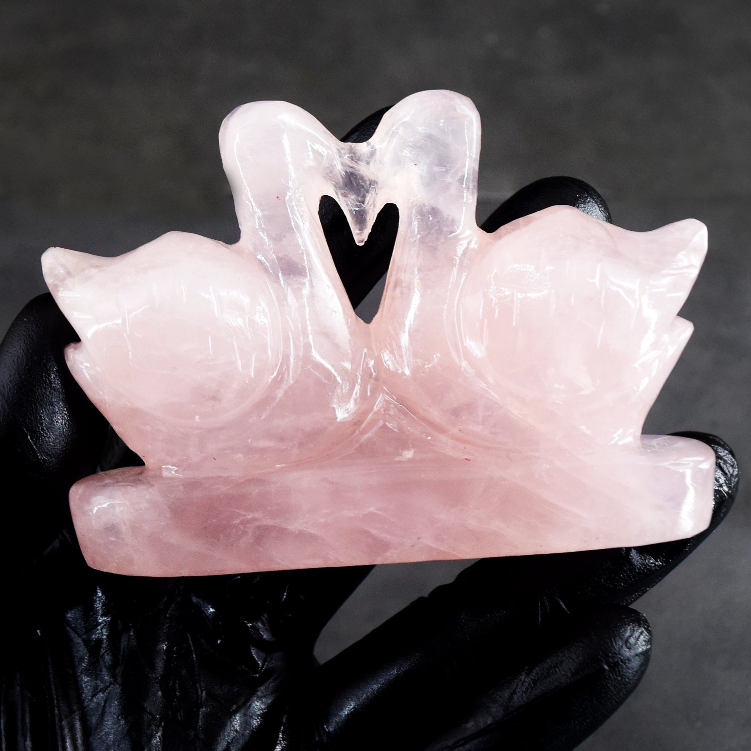 Natural 712.00 Cts Genuine Rose Quartz Hand Carved Premium Love Swan Pair