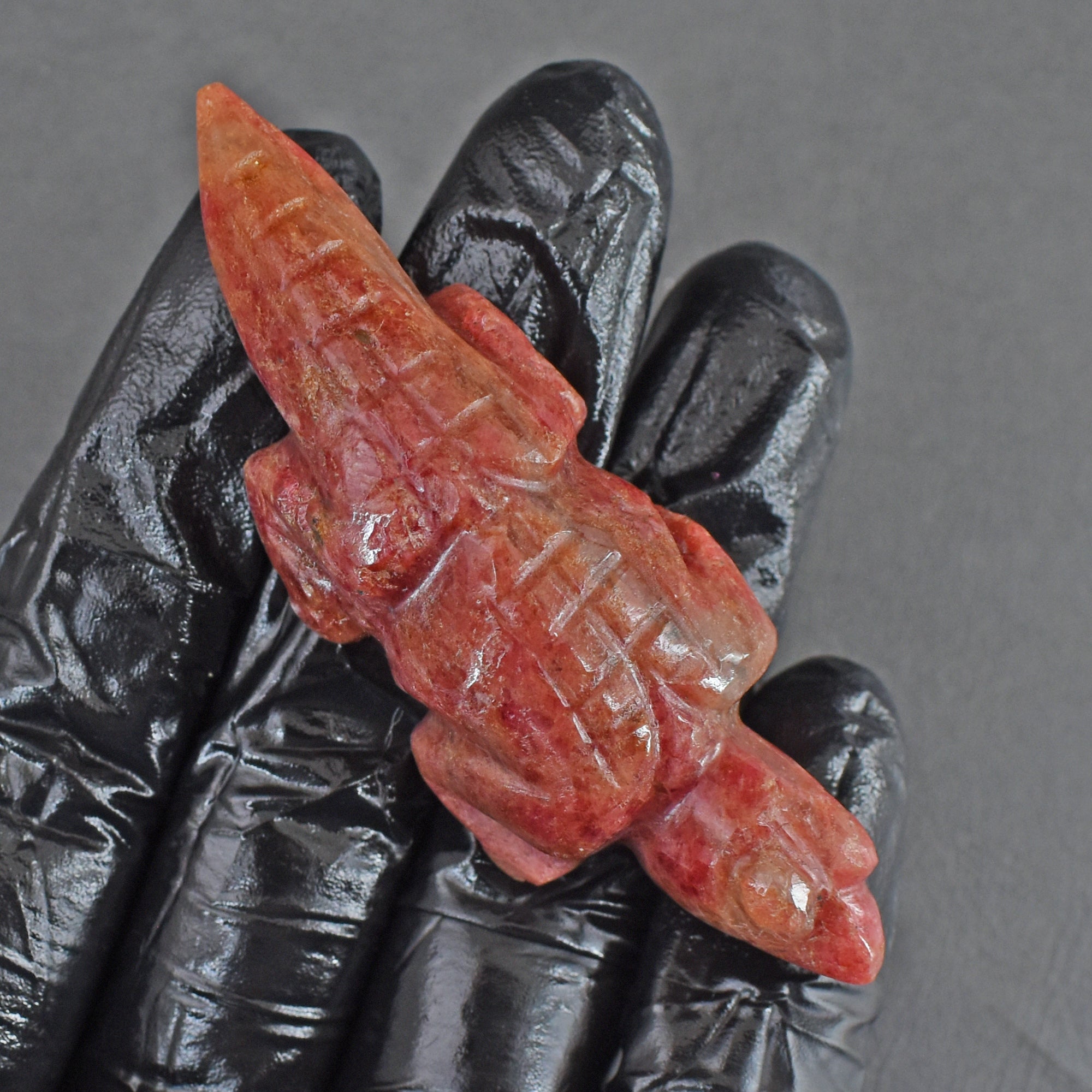 Exclusive 146.00 Cts Genuine Rhodonite Hand Carved Lizard Gemstone Carving 2026  Collection