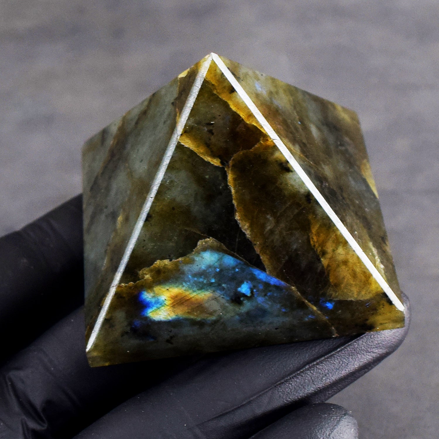 Natural 668.00 Cts Genuine Labradorite Crystal Specimen Healing Divine Pyramid