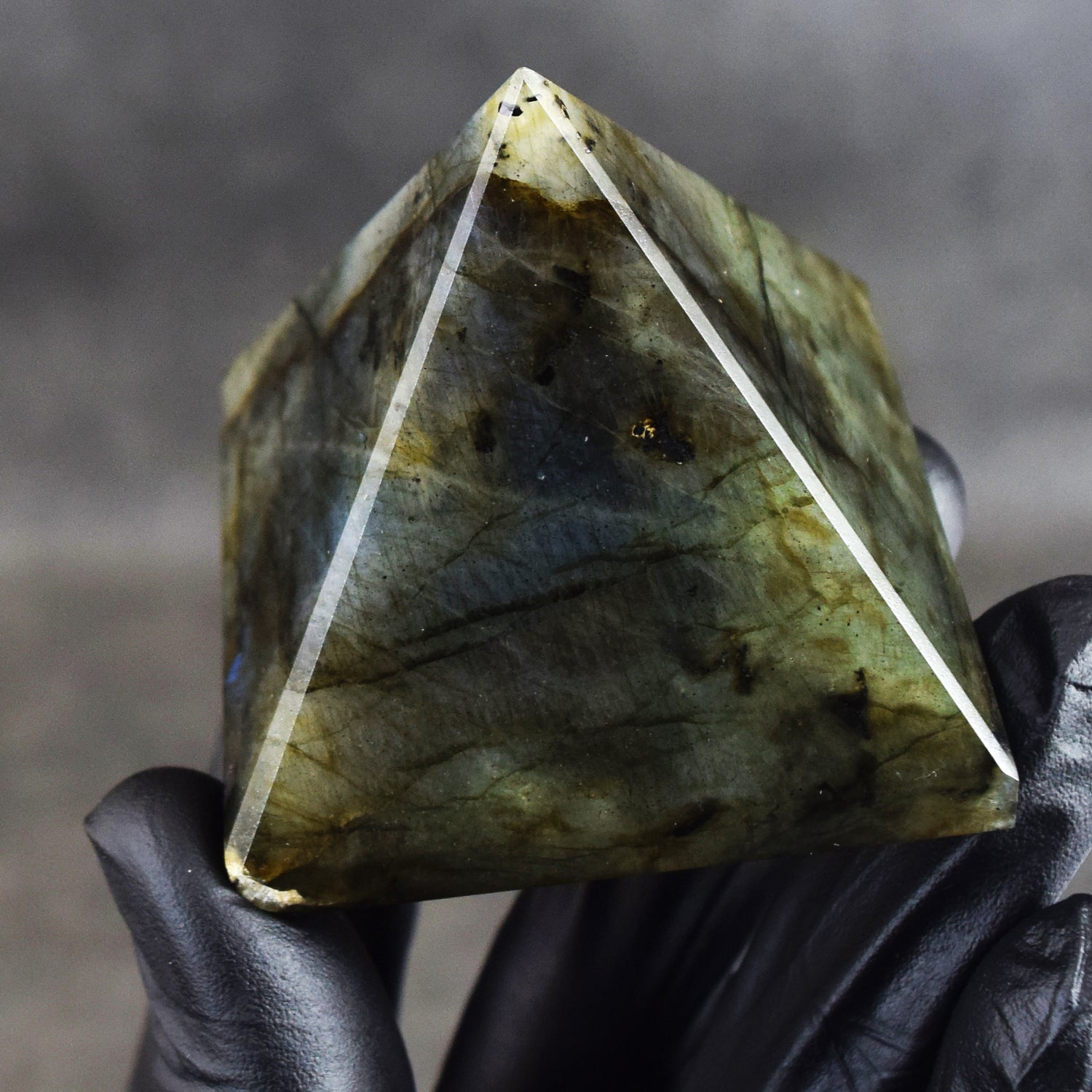 Sparkling 720.00 Cts Genuine Labradorite Crystal Specimen Healing Divine Pyramid
