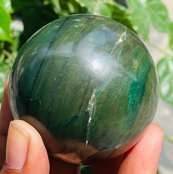 Exclusive 788.00 Cts Genuine Green Jade Healing Ball