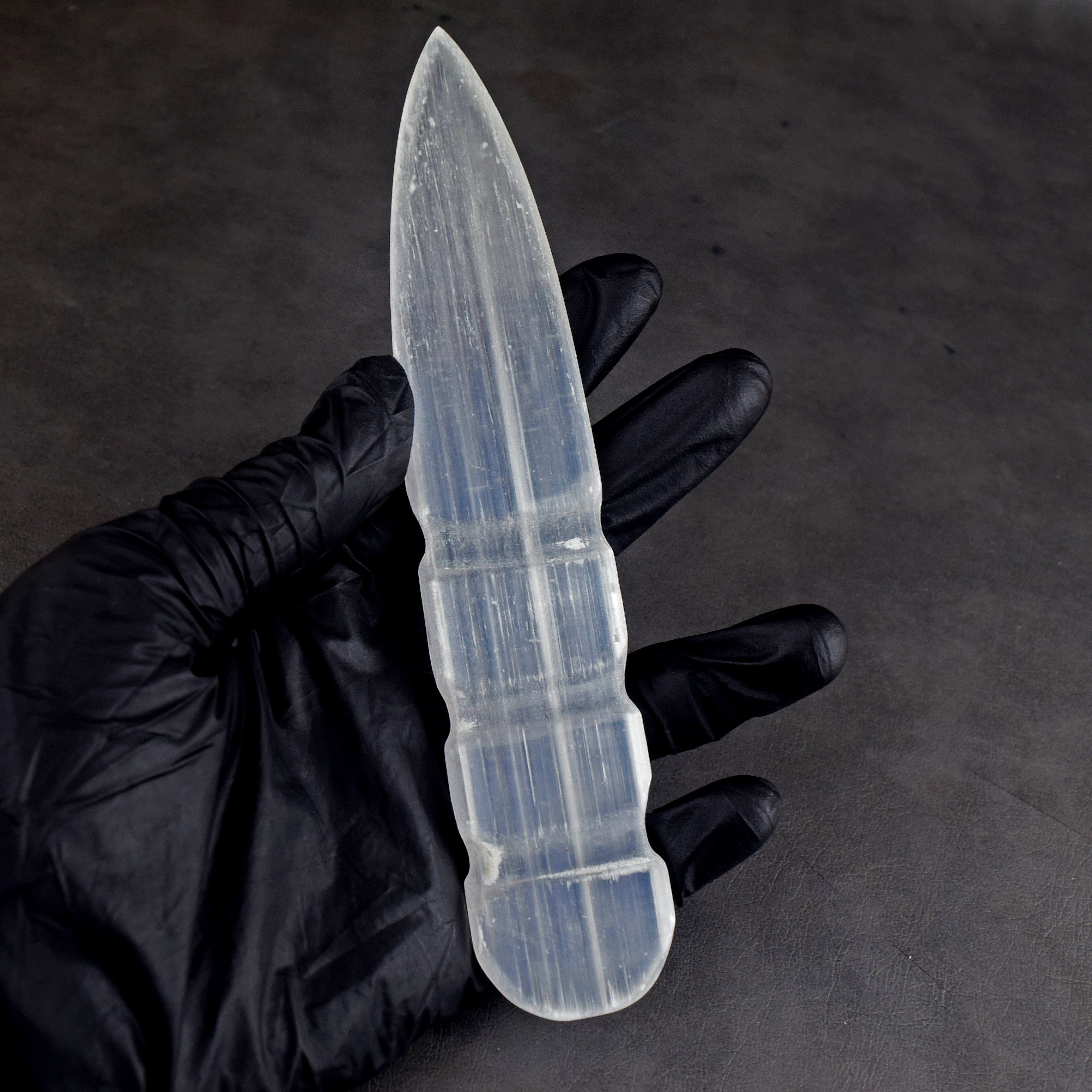 Wonderful 263.00 Cts Genuine Selenite Hand Carved Crystal Gemstone Knife