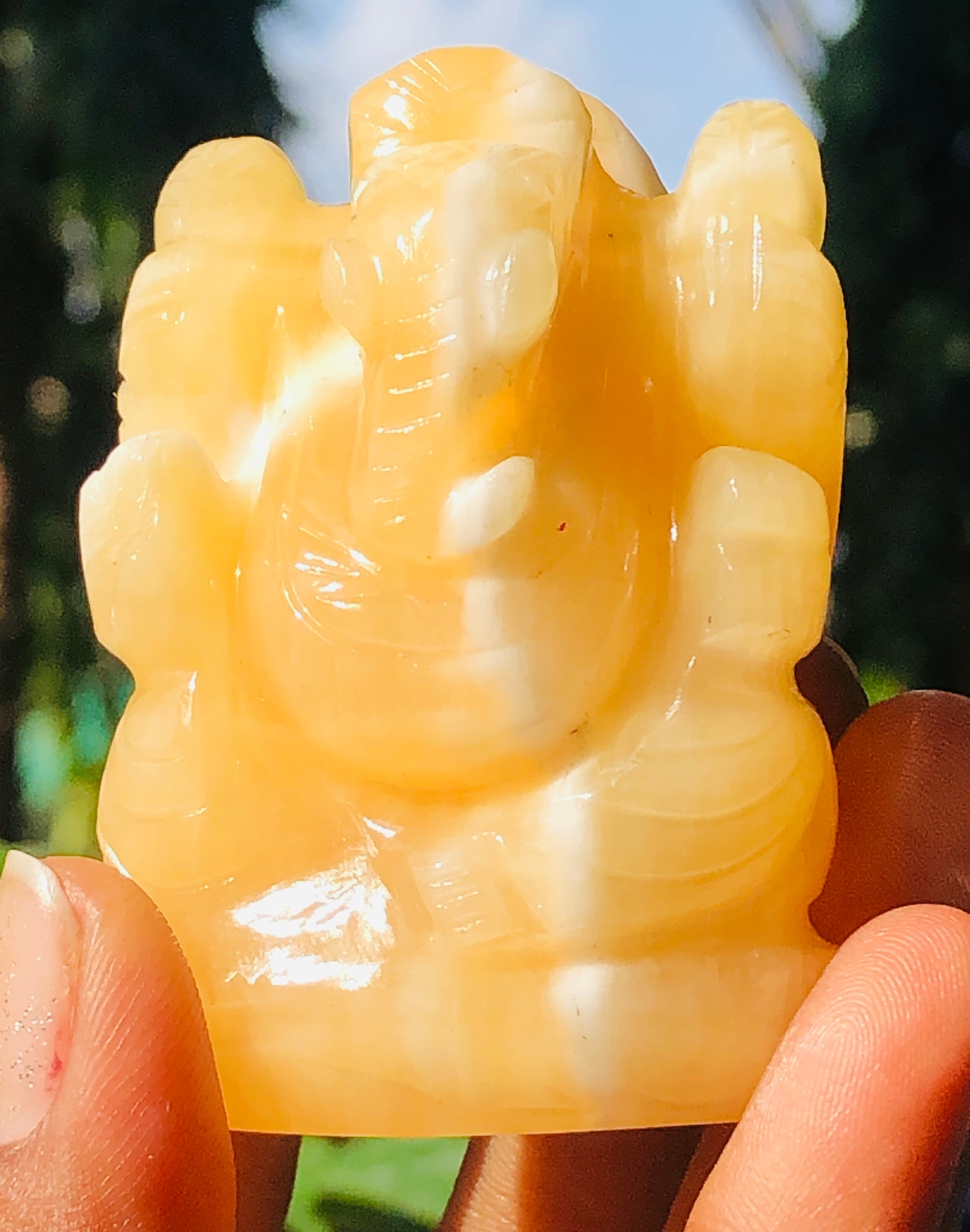 Awesome 588.00 Carats Yellow Rhodochrosite Hand Carved Crystal Gemstone Wizard Carving