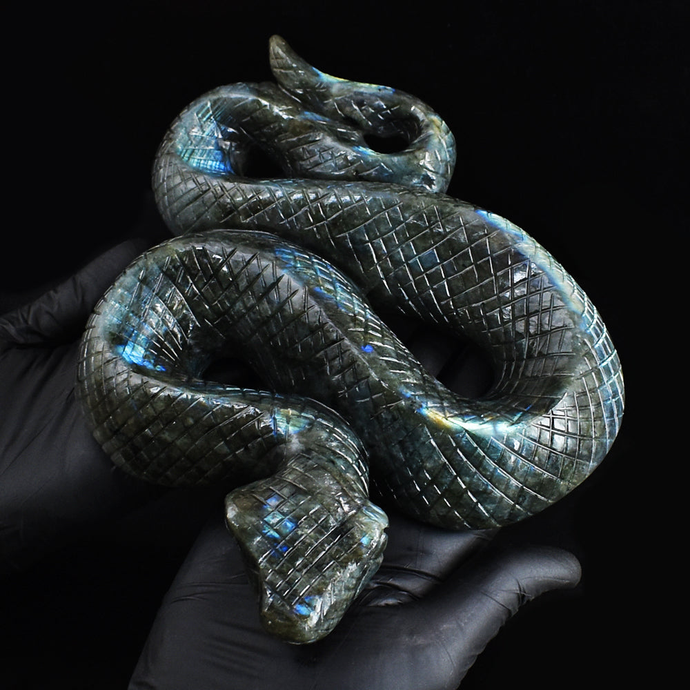 Exclusive 5586.00 Cts Genuine Blue Flash Labradorite Hand Carved Snake Gemstone Carving