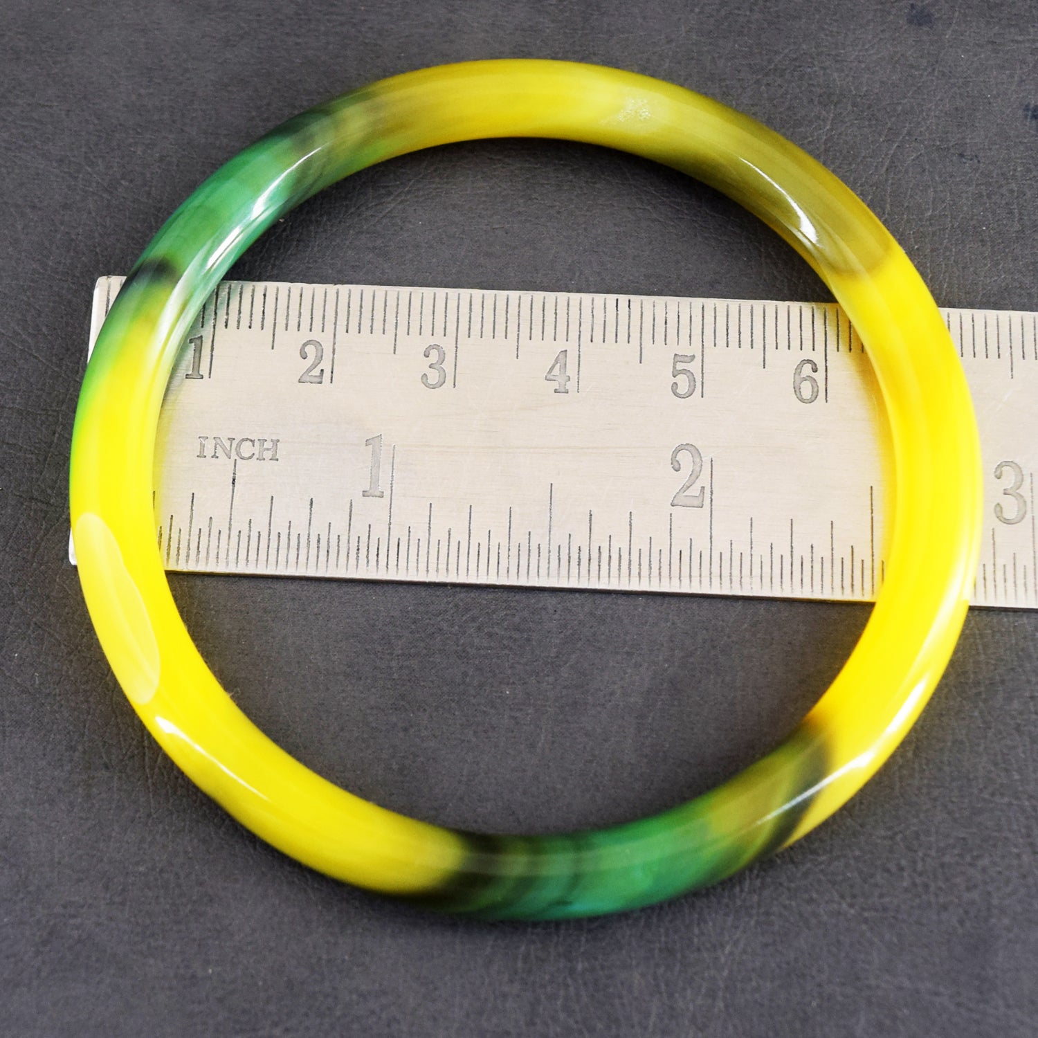 Genuine 85.00 Cts Exclusive Crystal Specimen Gemstone Fancy Premium Bangle