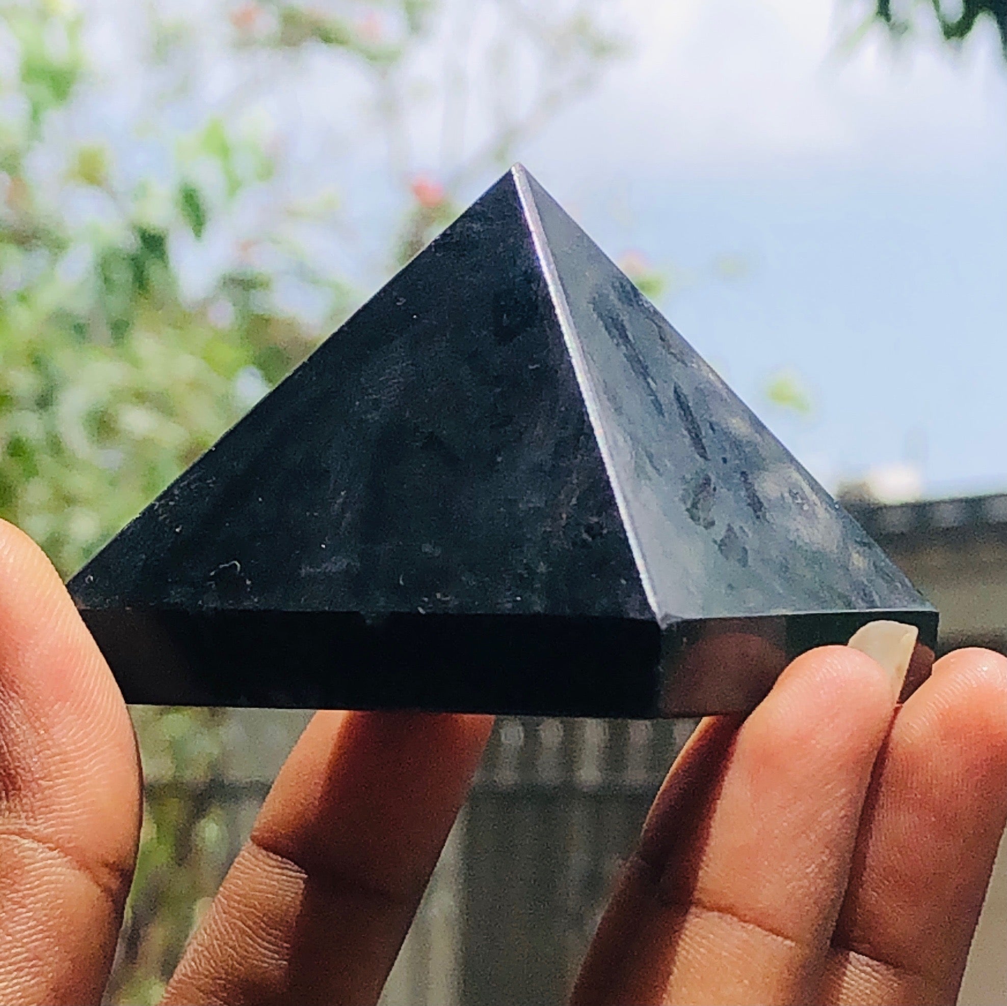 Lovely 638.00 Cts Genuine Black Tourmaline Crystal Specimen Healing Divine Pyramid