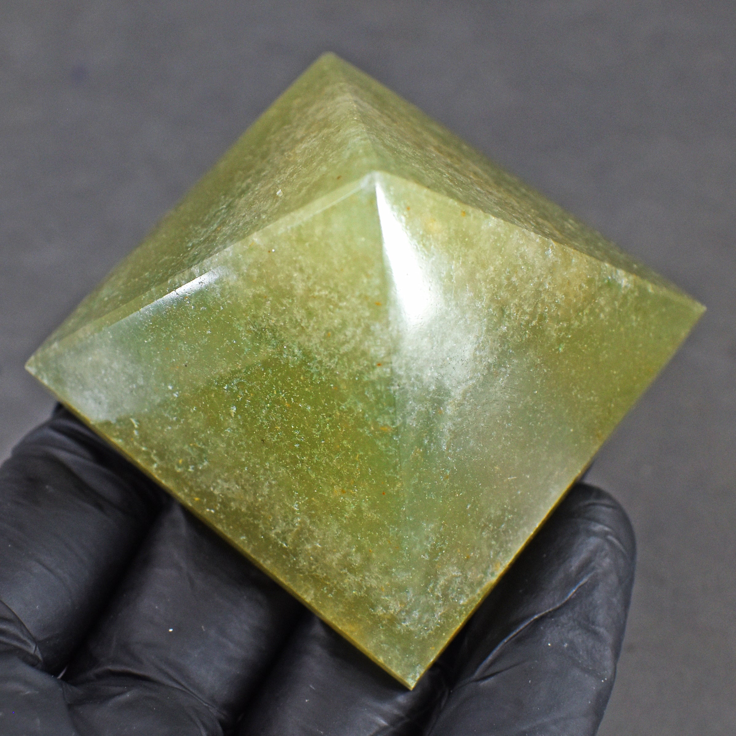Radiant 544.00 Cts Exclusive Aventurine Healing Crystal Specimen Premium Pyramid