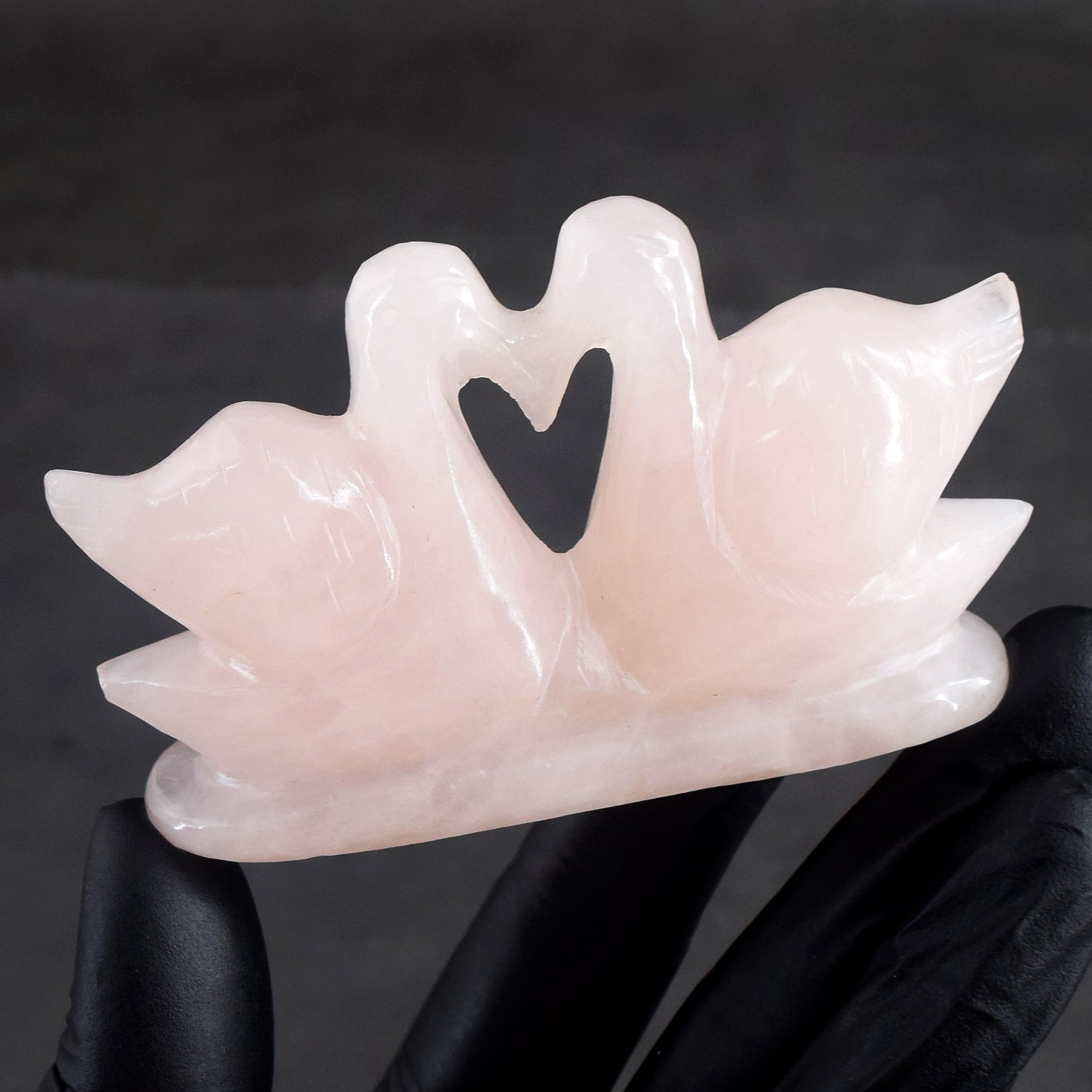 Amazing 597.00 Cts Genuine Rose Quartz Hand Carved Premium Love Swan Pair