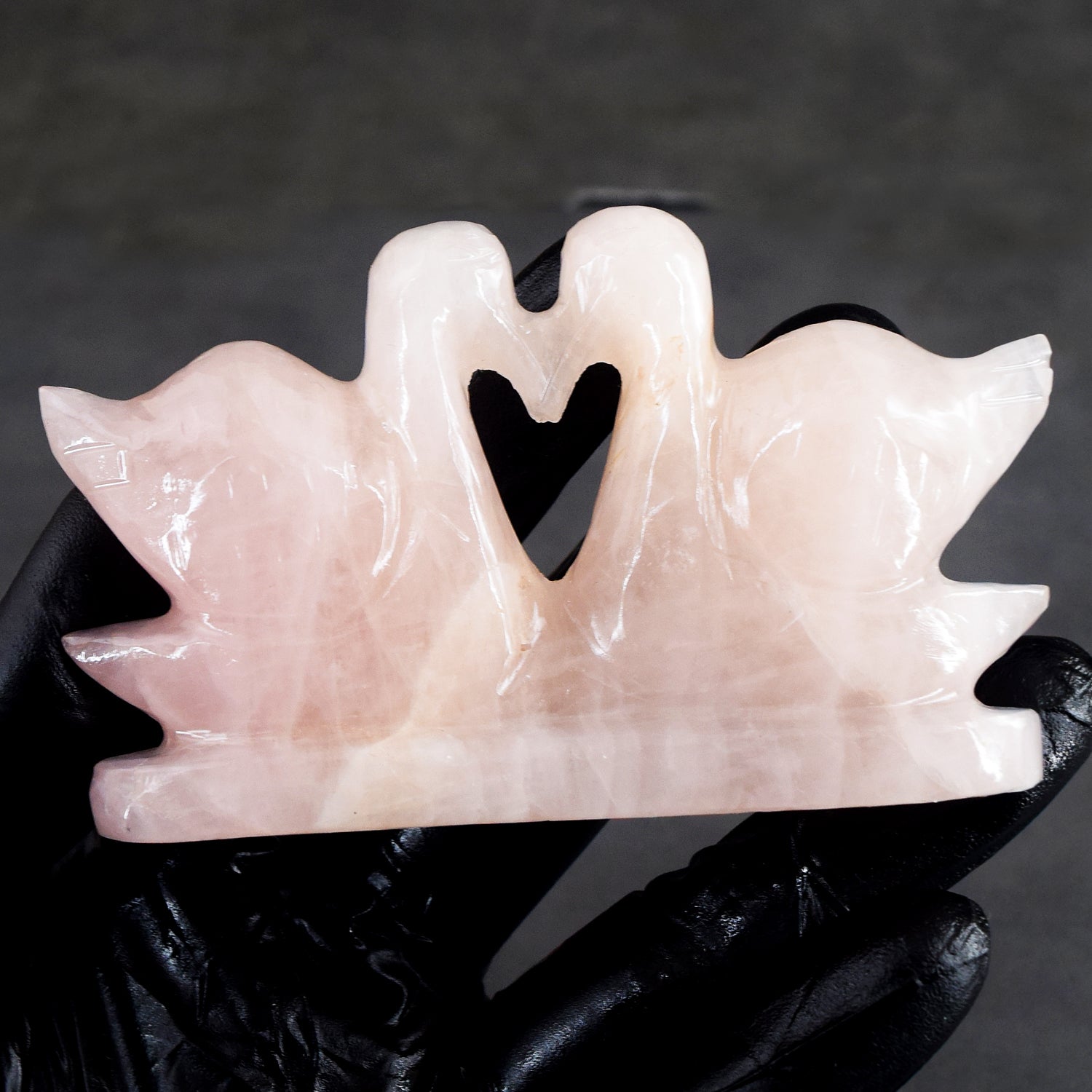Natural 617.00 Cts Genuine Rose Quartz Hand Carved Premium Love Swan Pair