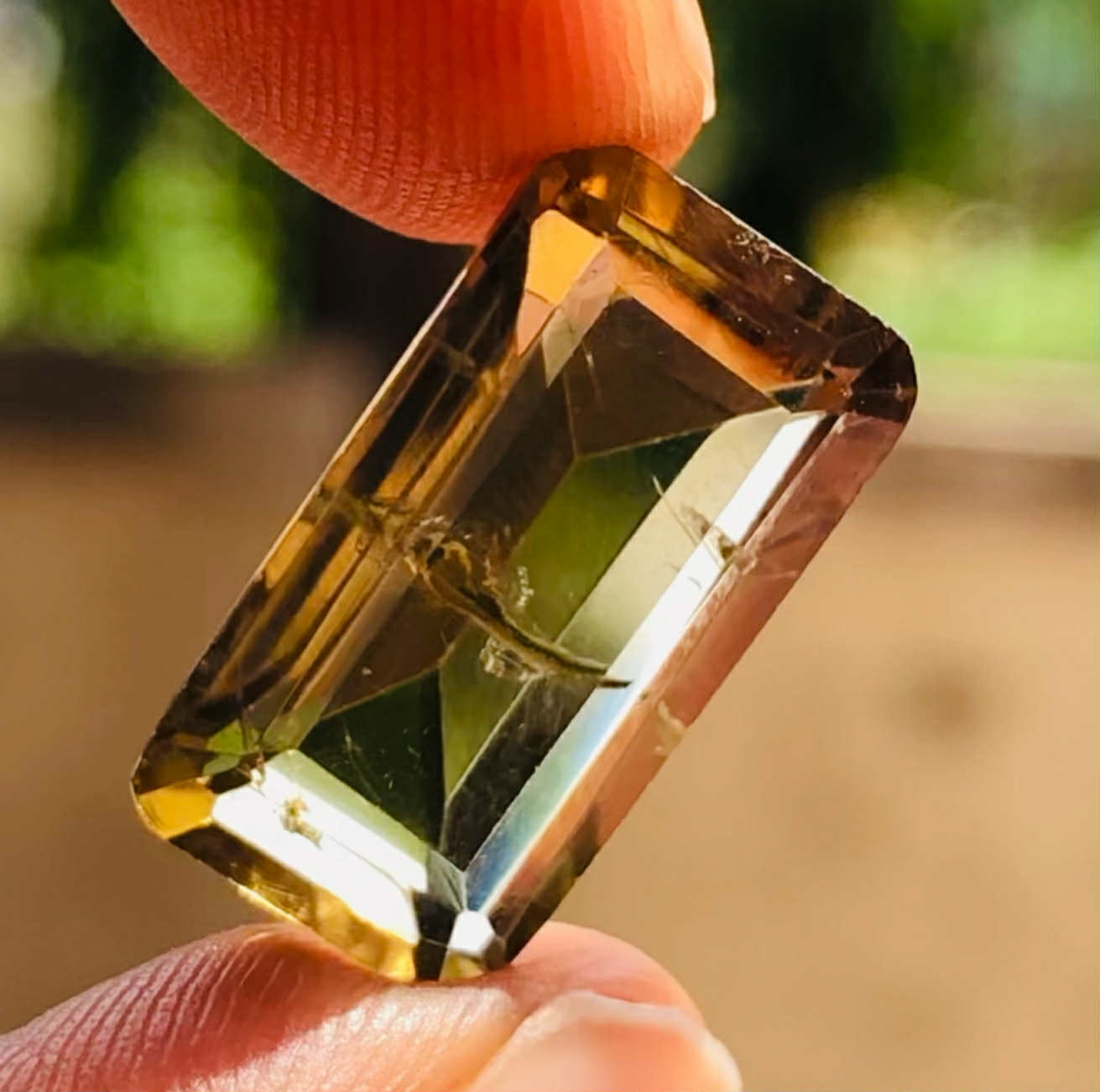 Stunning 9.00 Cts Genuine Honey Quartz Faceted Loose Gemstone