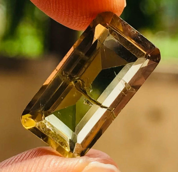 Stunning 9.00 Cts Genuine Honey Quartz Faceted Loose Gemstone