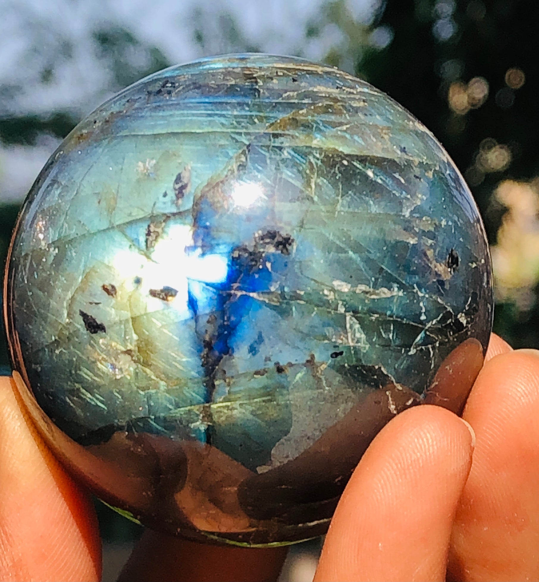 Gorgeous 787.00 Cts Genuine Amazing Flash Labradorite Healing Ball Sphere Crystal
