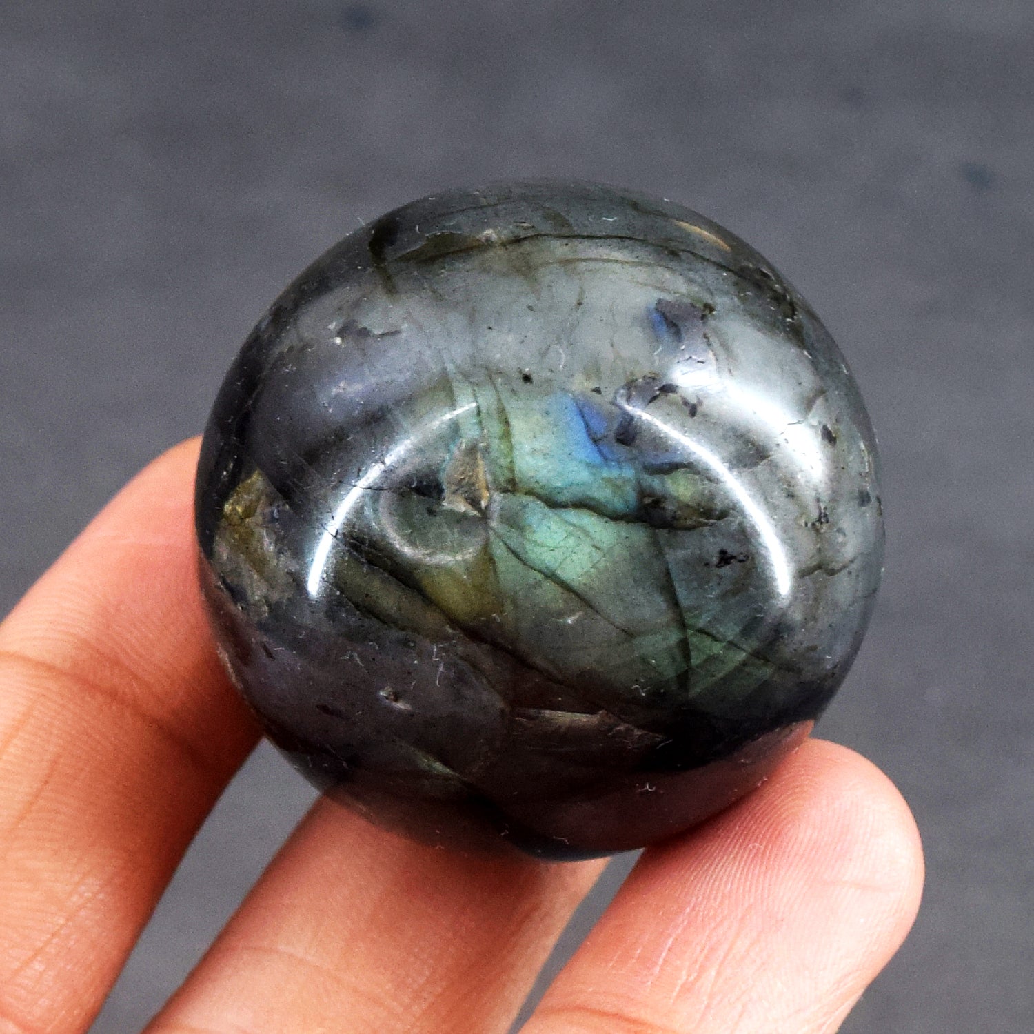 Radiant 357.00 Cts Genuine Blue Flash Labradorite Healing Crystal Specimen Premium Sphere