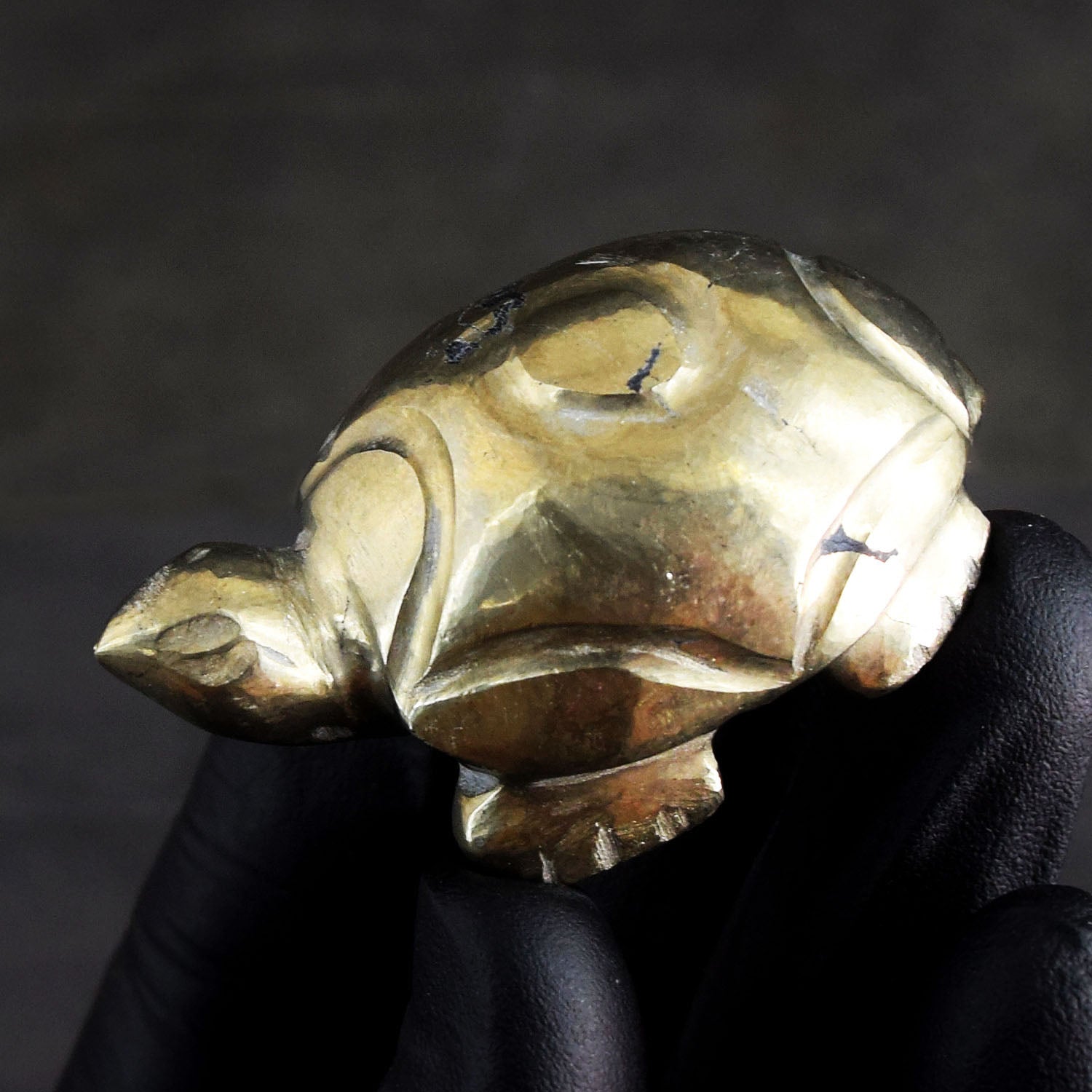 Paramount 355.00 Cts Genuine Pyrite Gemstone Hand Carved Premium Turtle Crystal