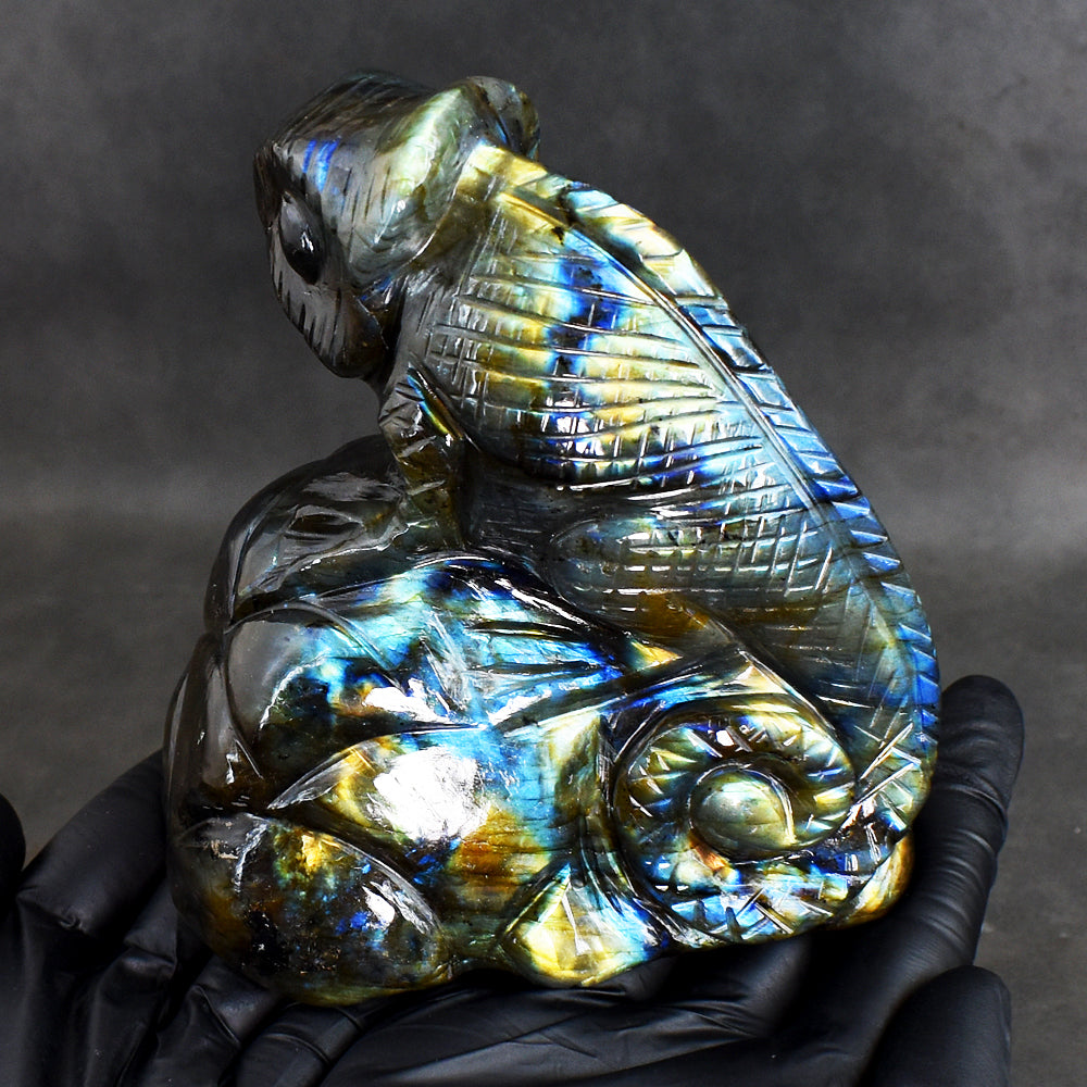 Stunning 4559.00 Cts Genuine Amazing Flash Labradorite Hand Carved Crystal Gemstone Chameleon Carving