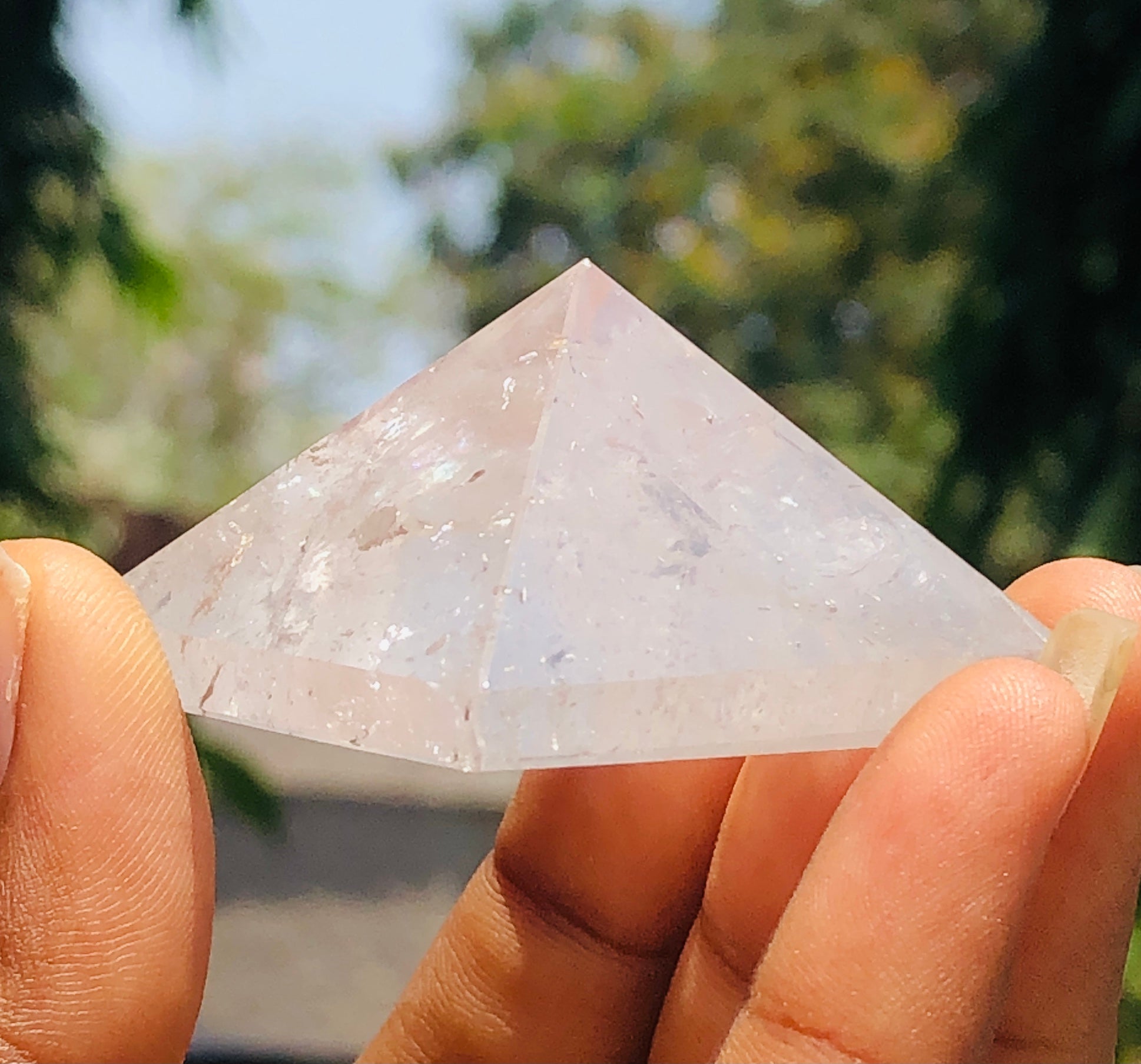 Fine 221.00 Cts Genuine White Quartz Healing Crystal Specimen Premium Divine Pyramid