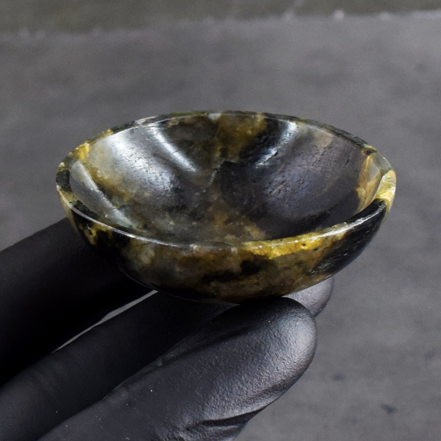 Amazing 138.00 Carats Genuine Labradorite Hand Carved  Crystal Gemstone Carving Bowl