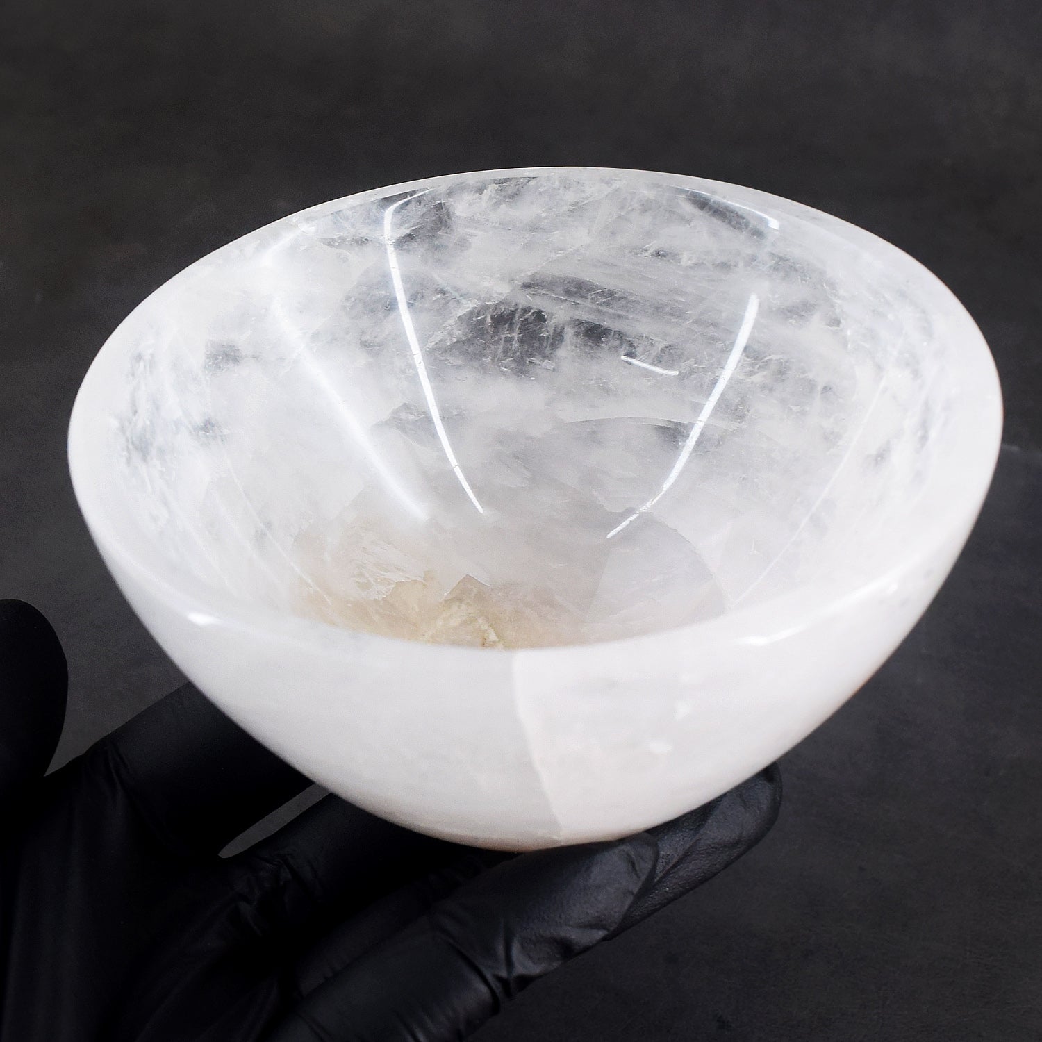 Dazzling 1607.00 Carats Genuine White Quartz Hand Carved Crystal Gemstone Carving Big Bowl