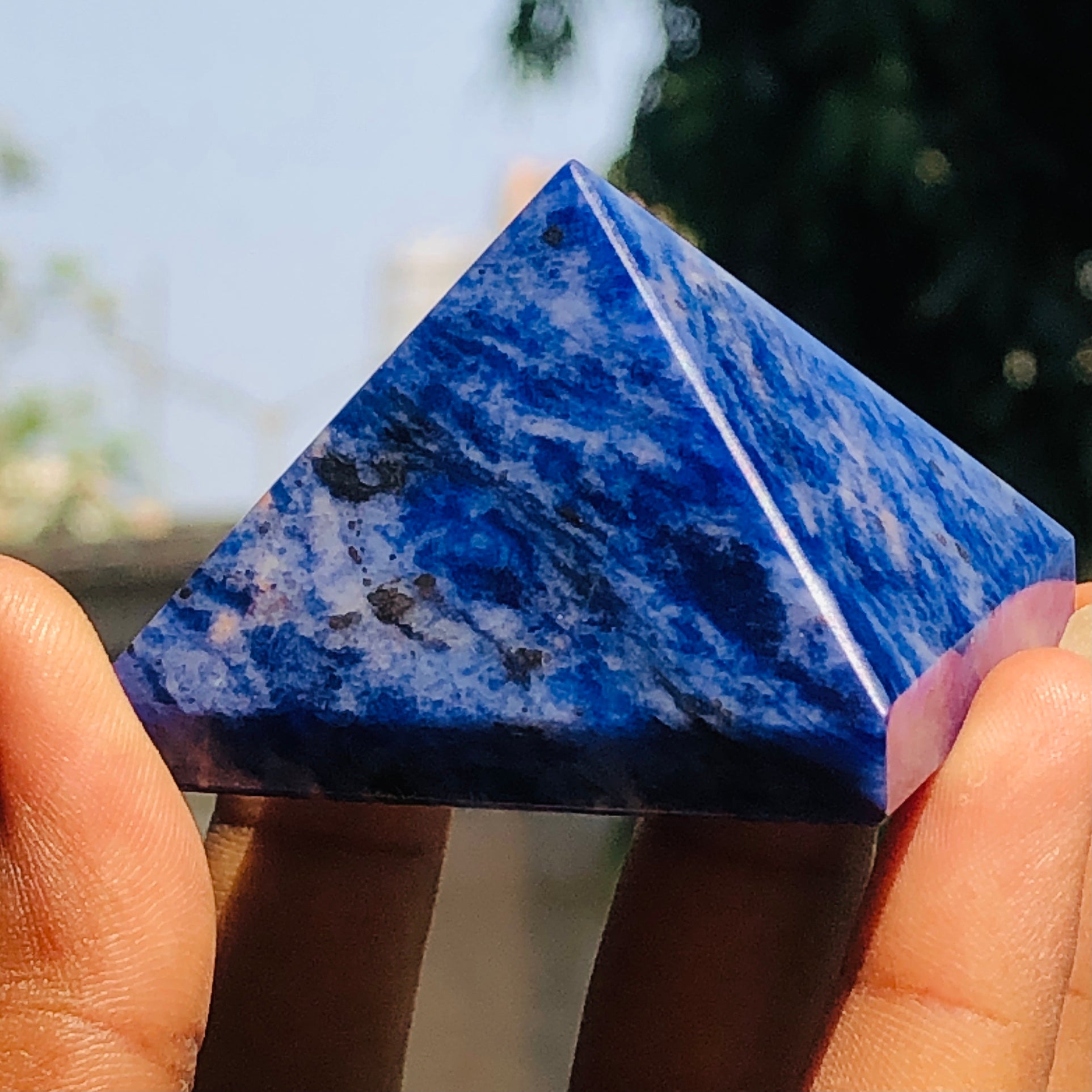 Natural 402.00 Cts Genuine Sodalite Crystal Specimen Healing Divine Pyramid