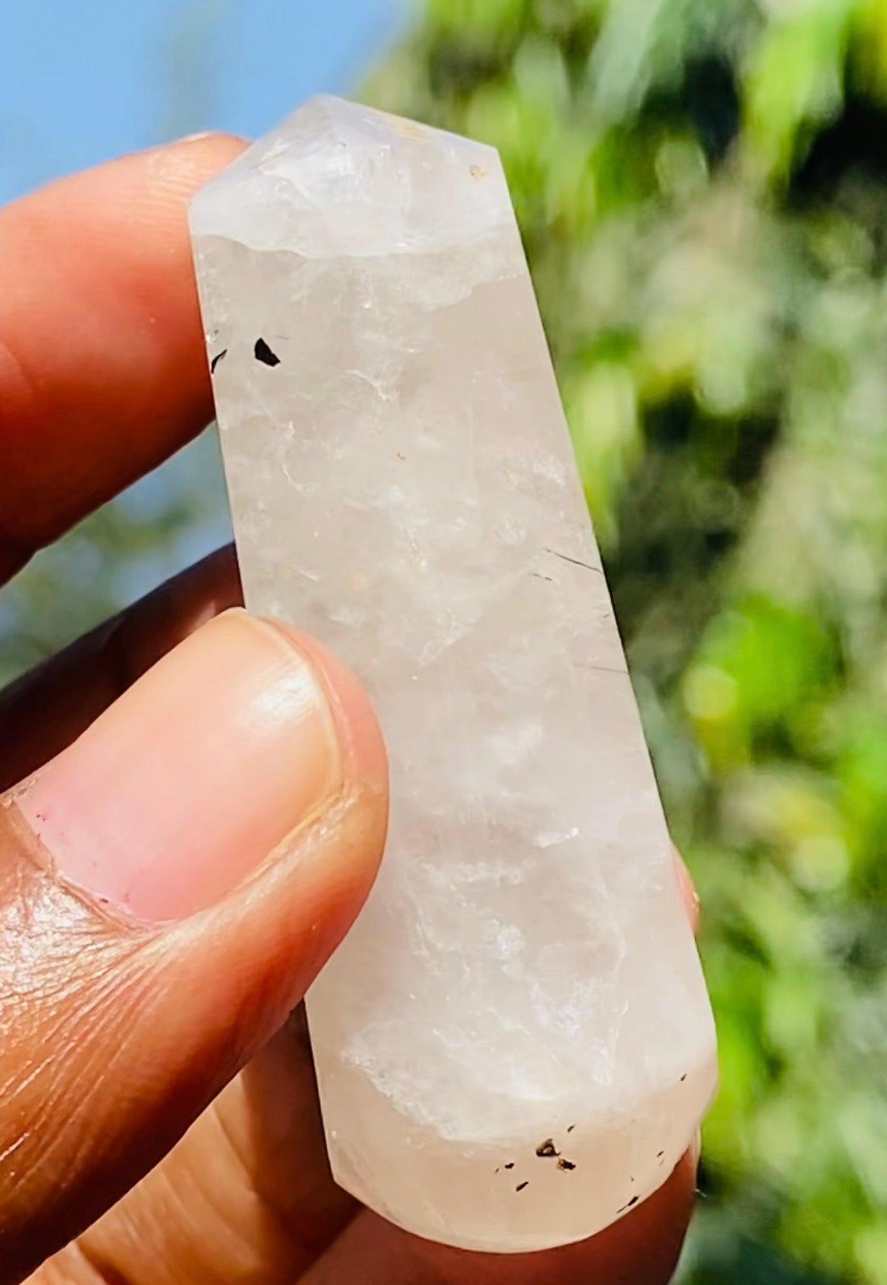 Cordial 112.00 Carats Genuine Rutile Quartz Crystal Gemstone Healing Point