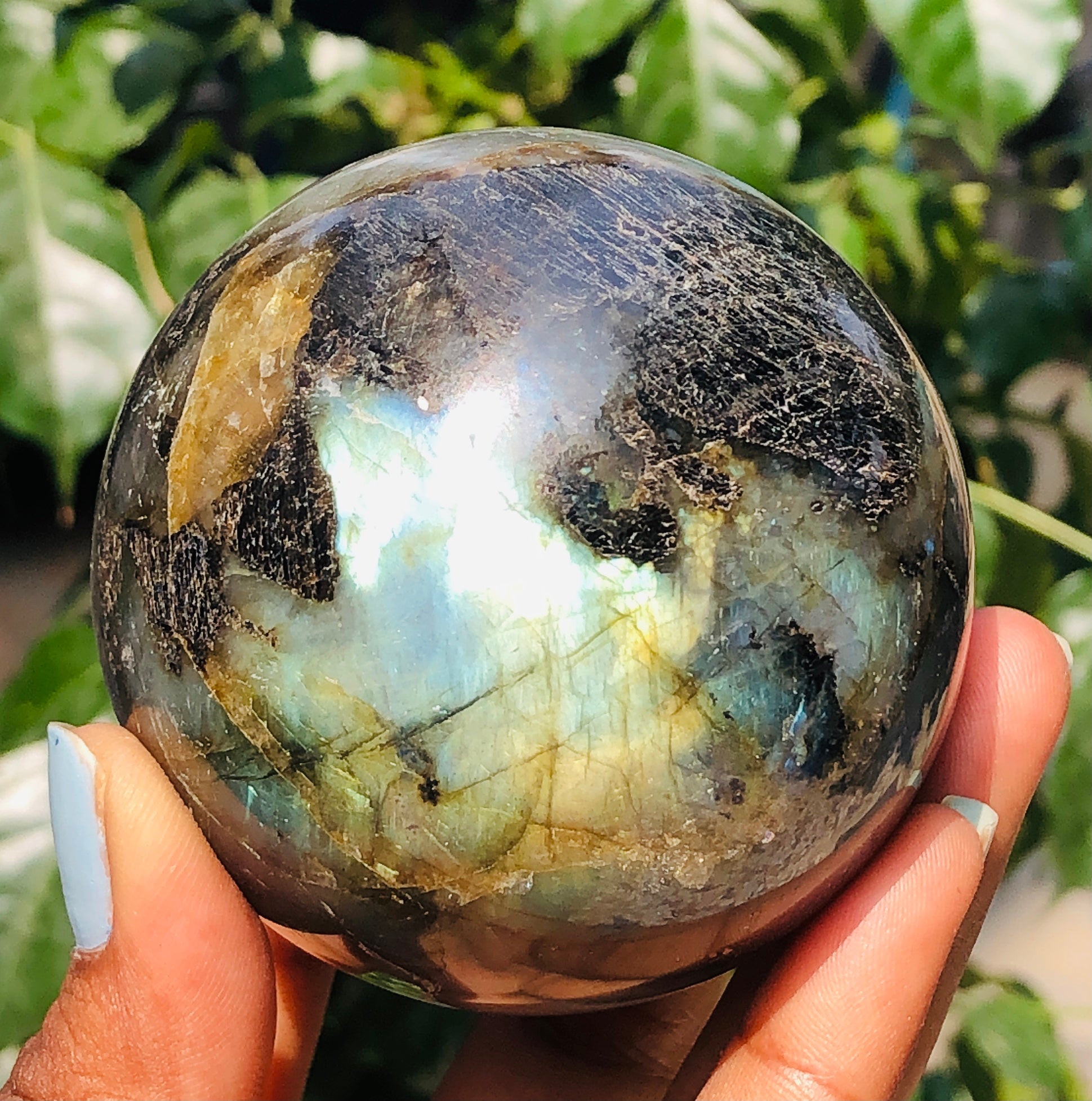 Wonderful 2066.00 Cts Genuine Green & Golden Flash Labradorite Hand Carved Premium Sphere Crystal