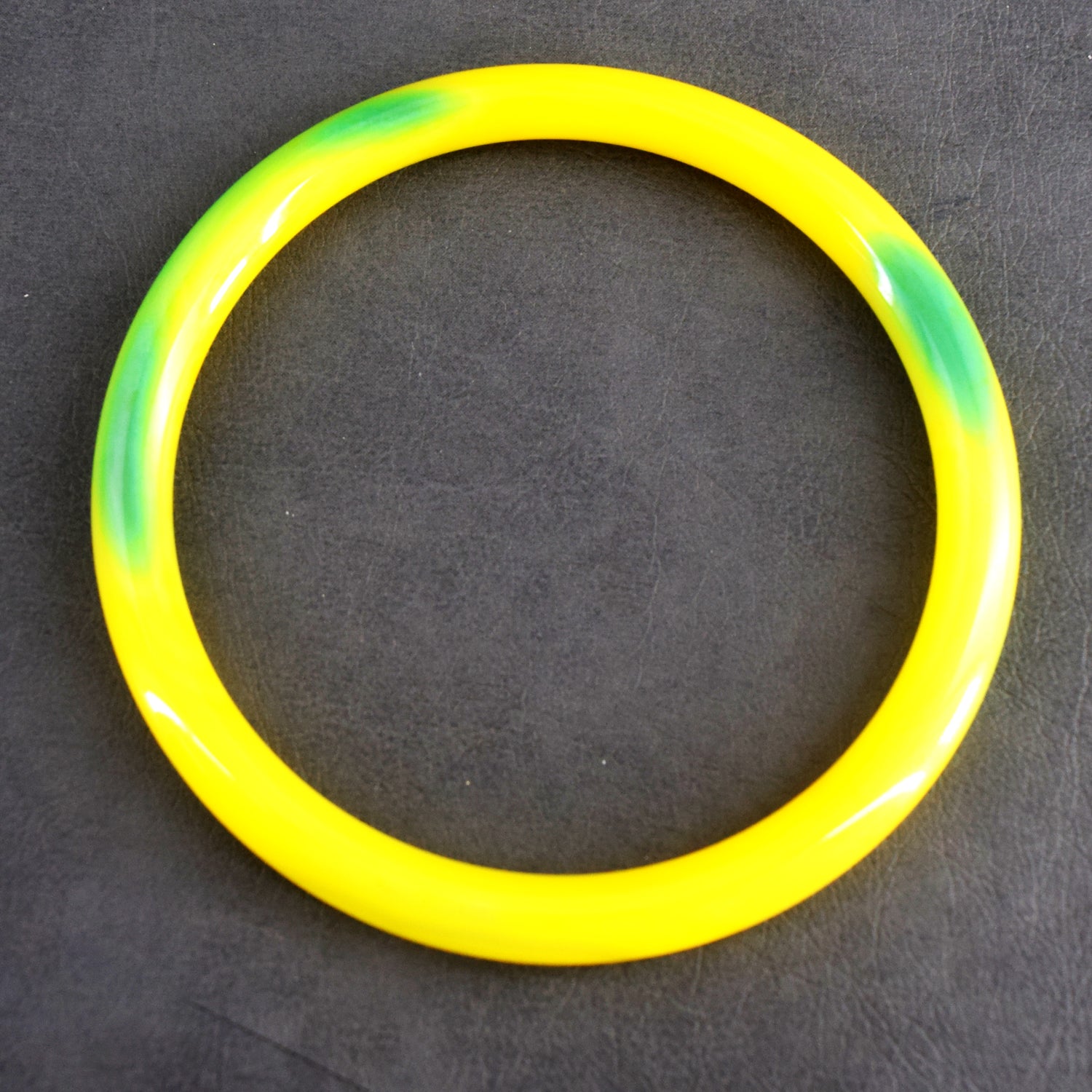 Amazing 85.00 Cts Genuien Onyx Crystal Specimen Gemstone Premium Fancy Bangle