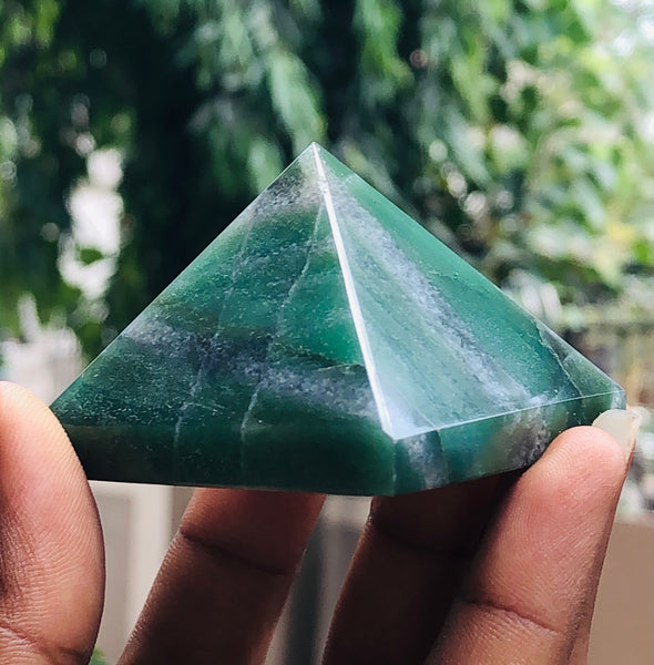 Lovely 432.00 Cts Genuine Jade Crystal Specimen Healing Divine Pyramid