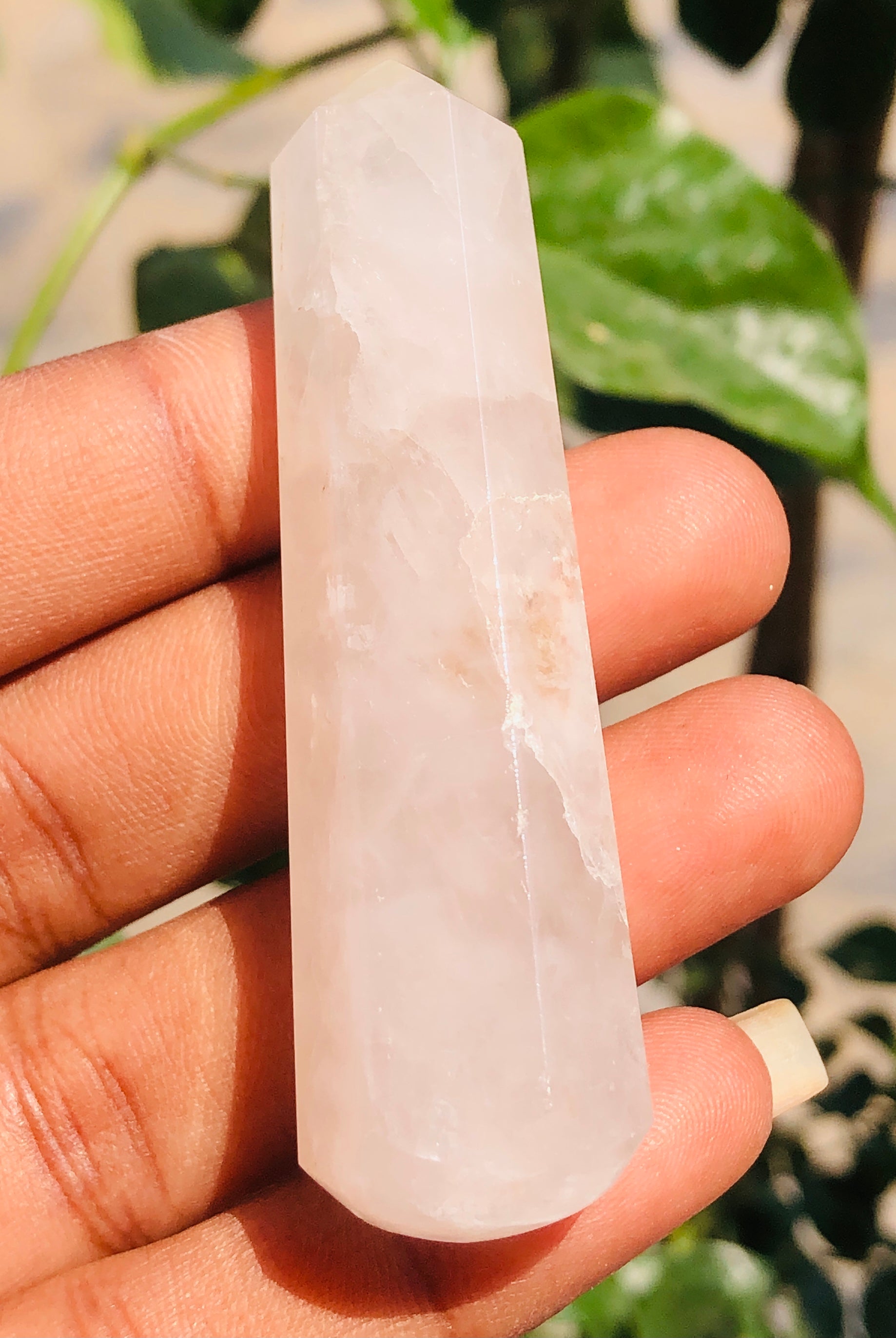 Fine 145.00 Carats Genuine White Quartz Crystal Gemstone Healing Point