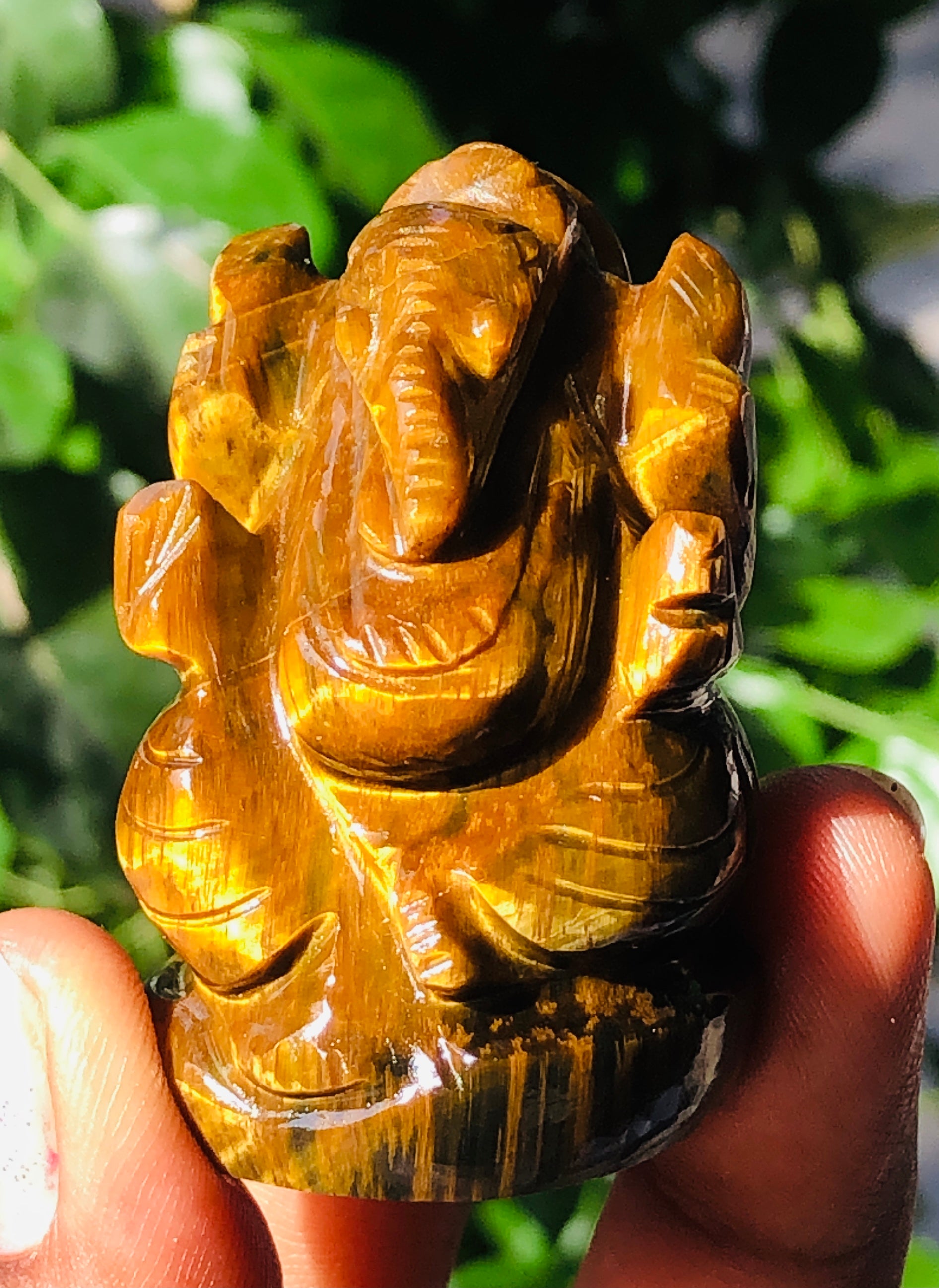Stunning 302.00 Cts Genuine Tiger Eye Divine Hand Carved Genuine Crystal Gemstone Carving Ganesha