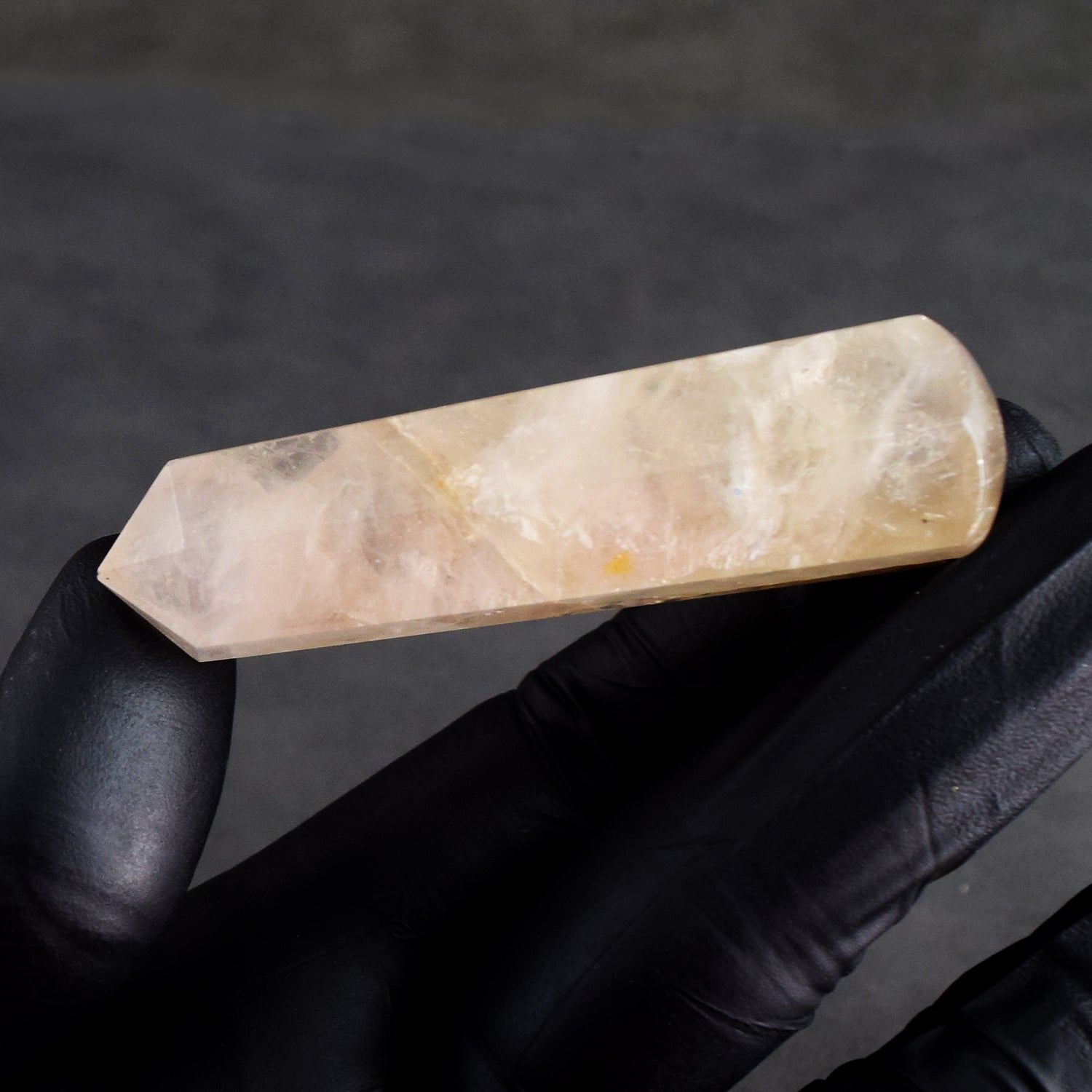 Lovely 167.00 Carats Genuine Rutile Quartz Crystal Gemstone Healing Point