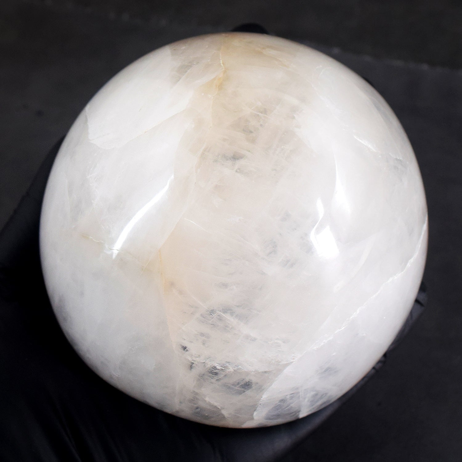 Very Attractive 3056.00 Carats Genuine White Quartz Hand Carved Crystal Gemstone Carving Big Bowl